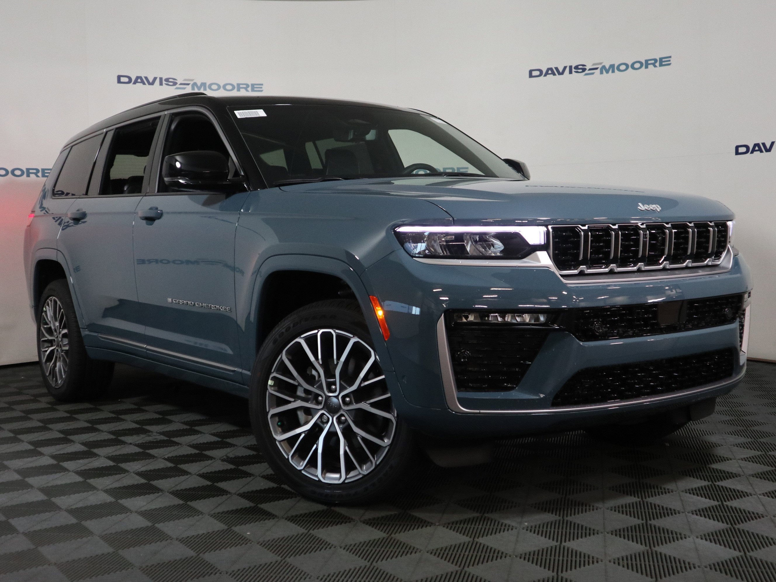 2026 Jeep Grand Cherokee L Summit