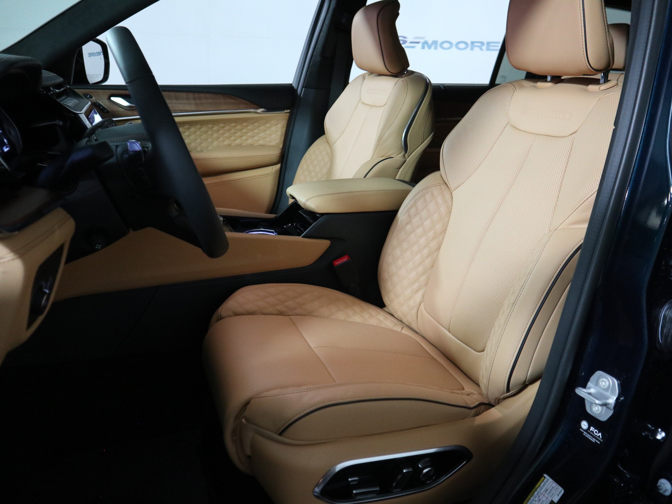 2027 Jeep Grand Cherokee L Summit