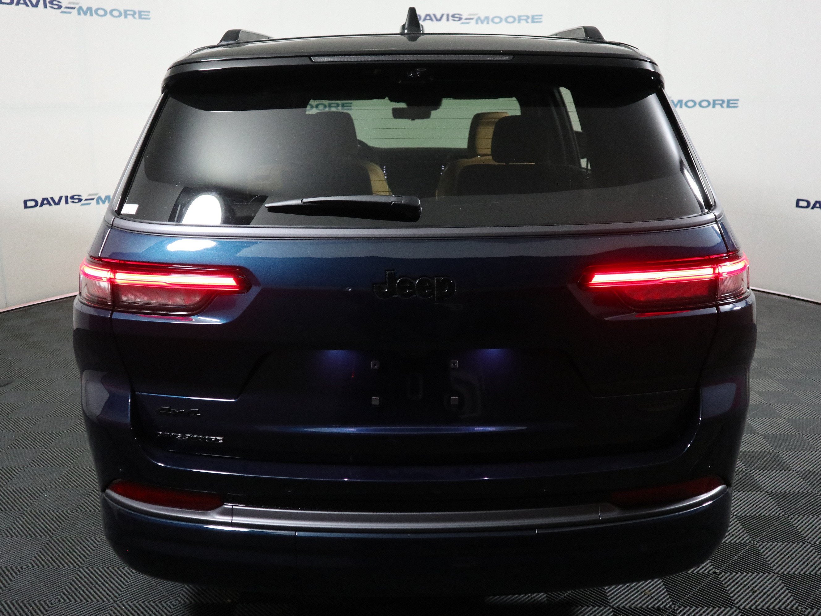 2027 Jeep Grand Cherokee L Summit