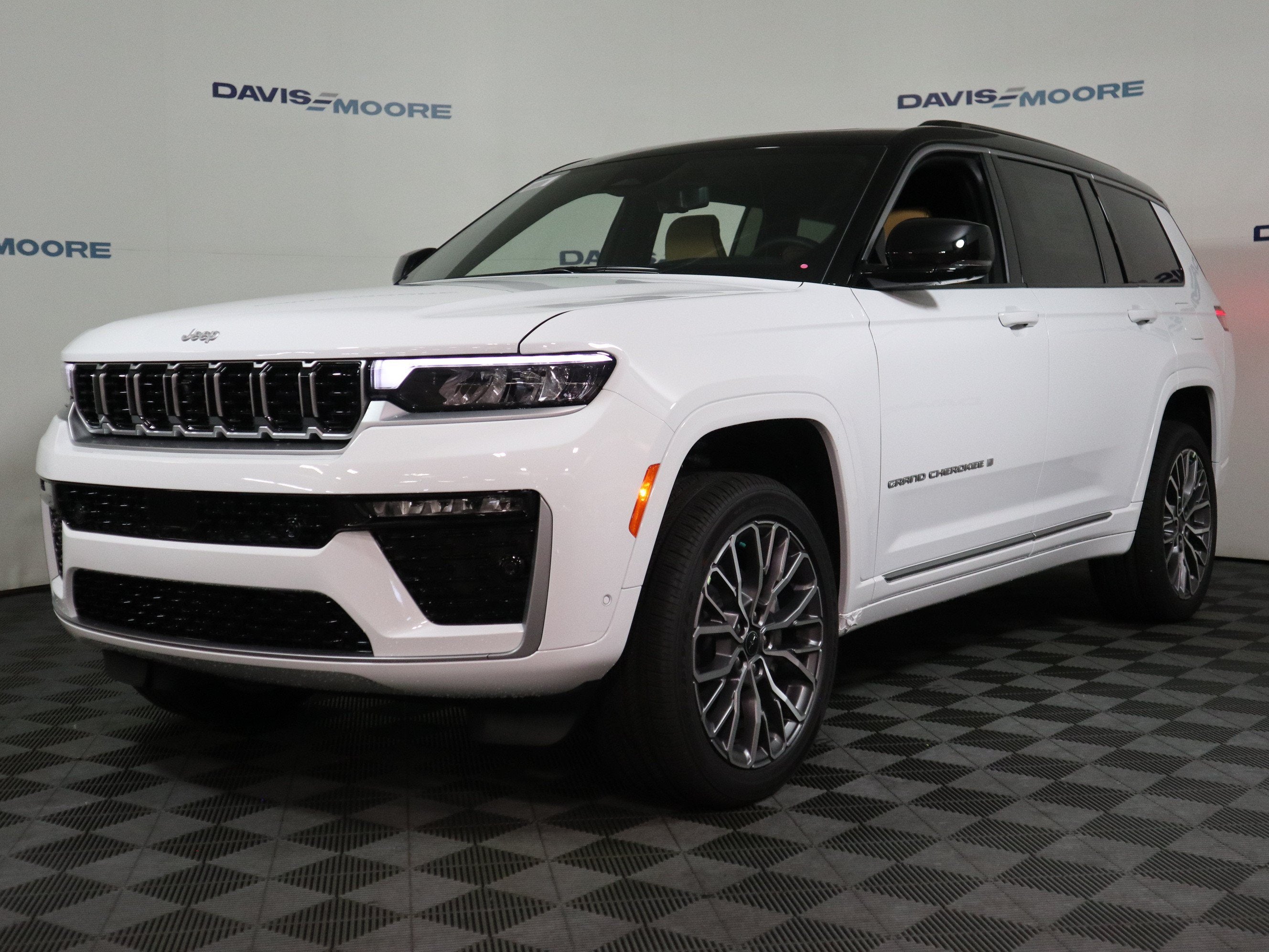 2027 Jeep Grand Cherokee L Summit