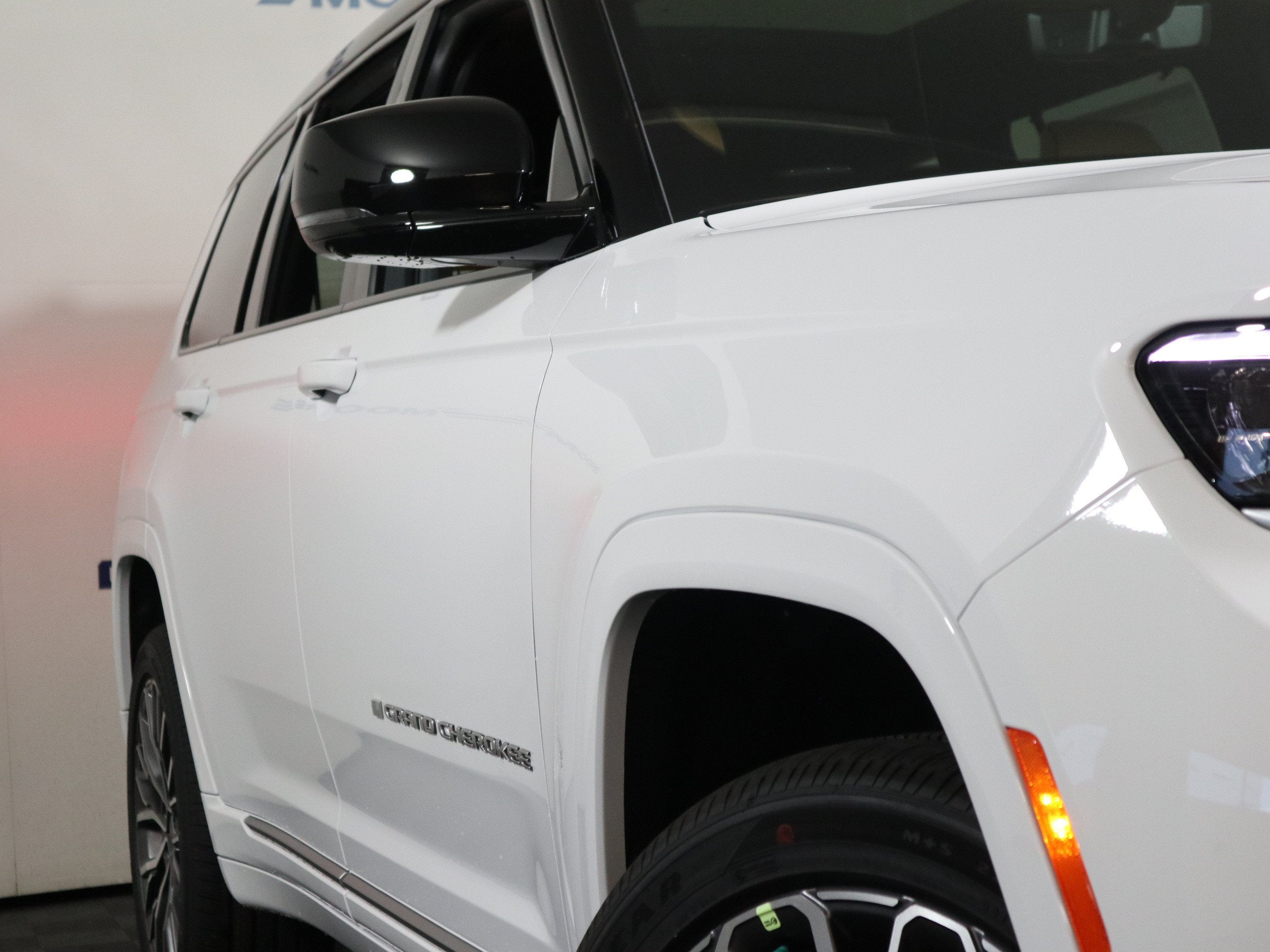2027 Jeep Grand Cherokee L Summit
