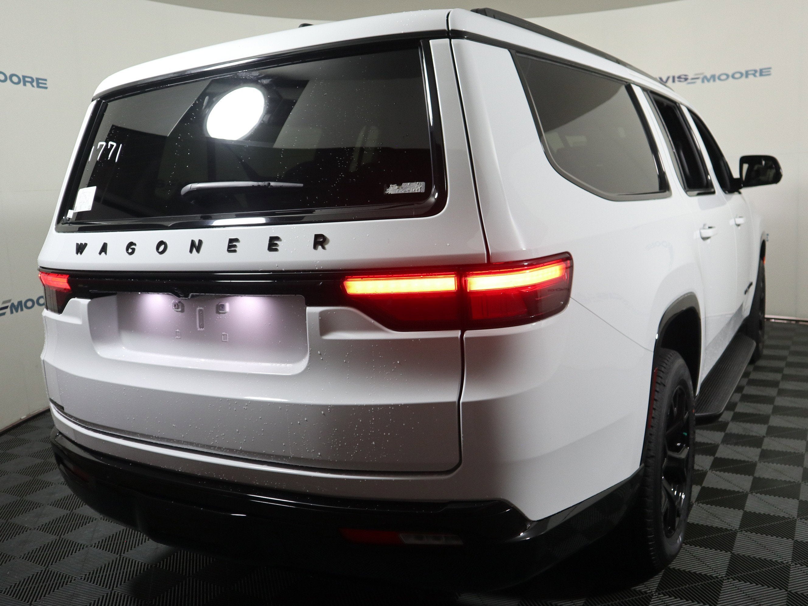 2025 Jeep Wagoneer Series II Carbide 4x4