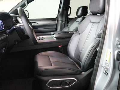 2025 Jeep Wagoneer Series II Carbide 4x4