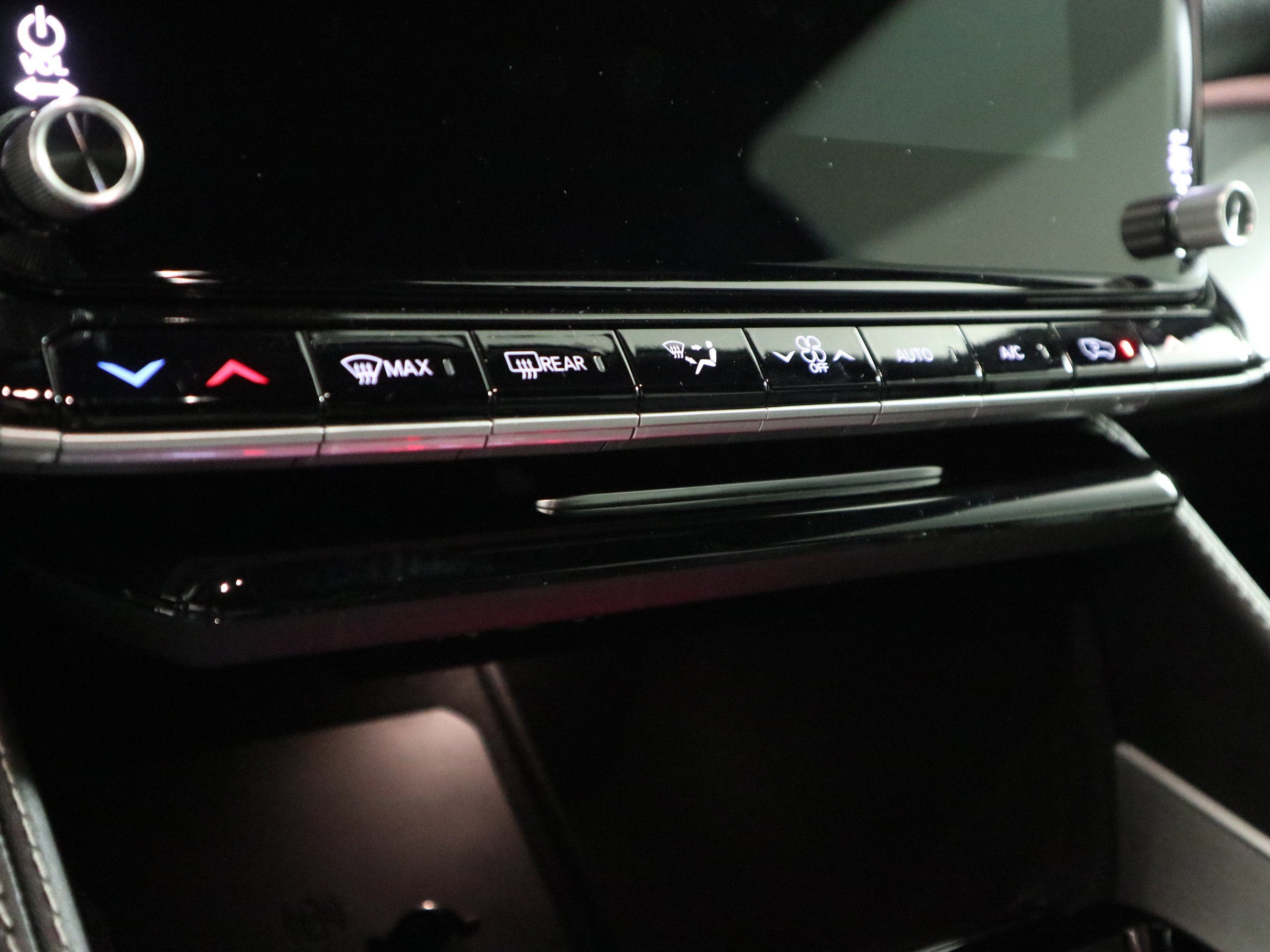 2025 Jeep Wagoneer Series II Carbide 4x4