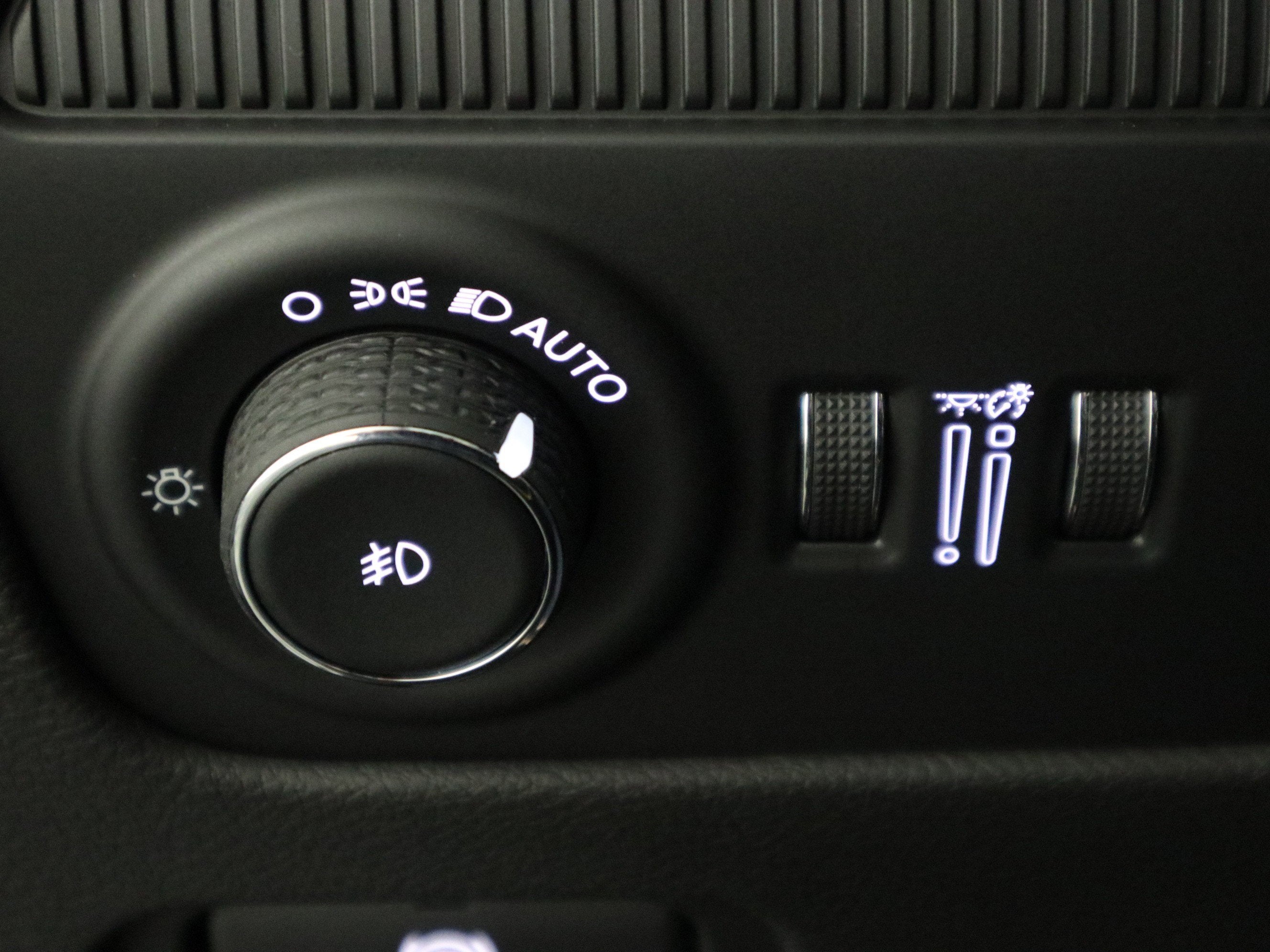 2025 Jeep Wagoneer Series II Carbide 4x4