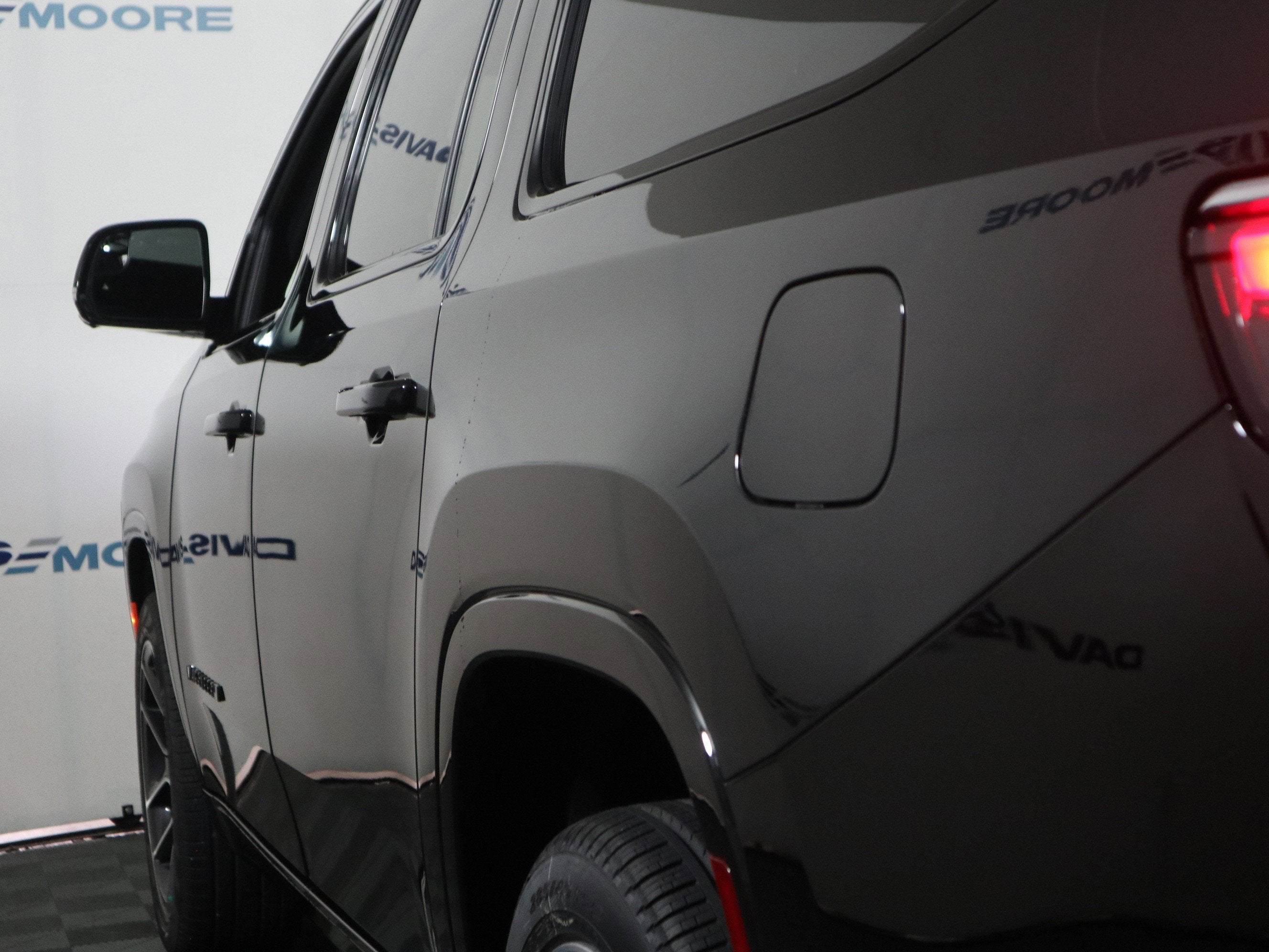 2025 Jeep Wagoneer Series III Super 4x4