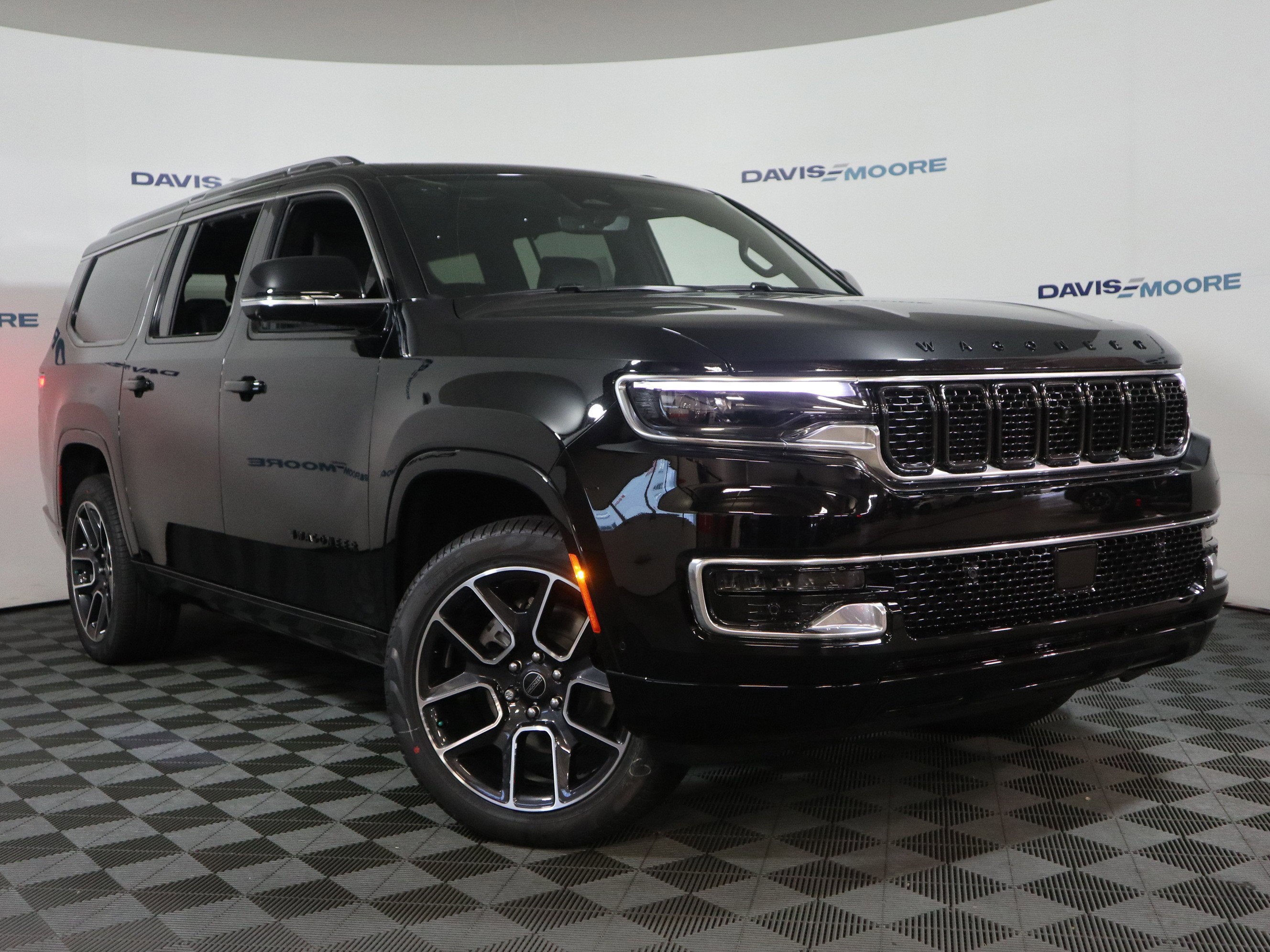 2025 Jeep Wagoneer Series III Super 4x4