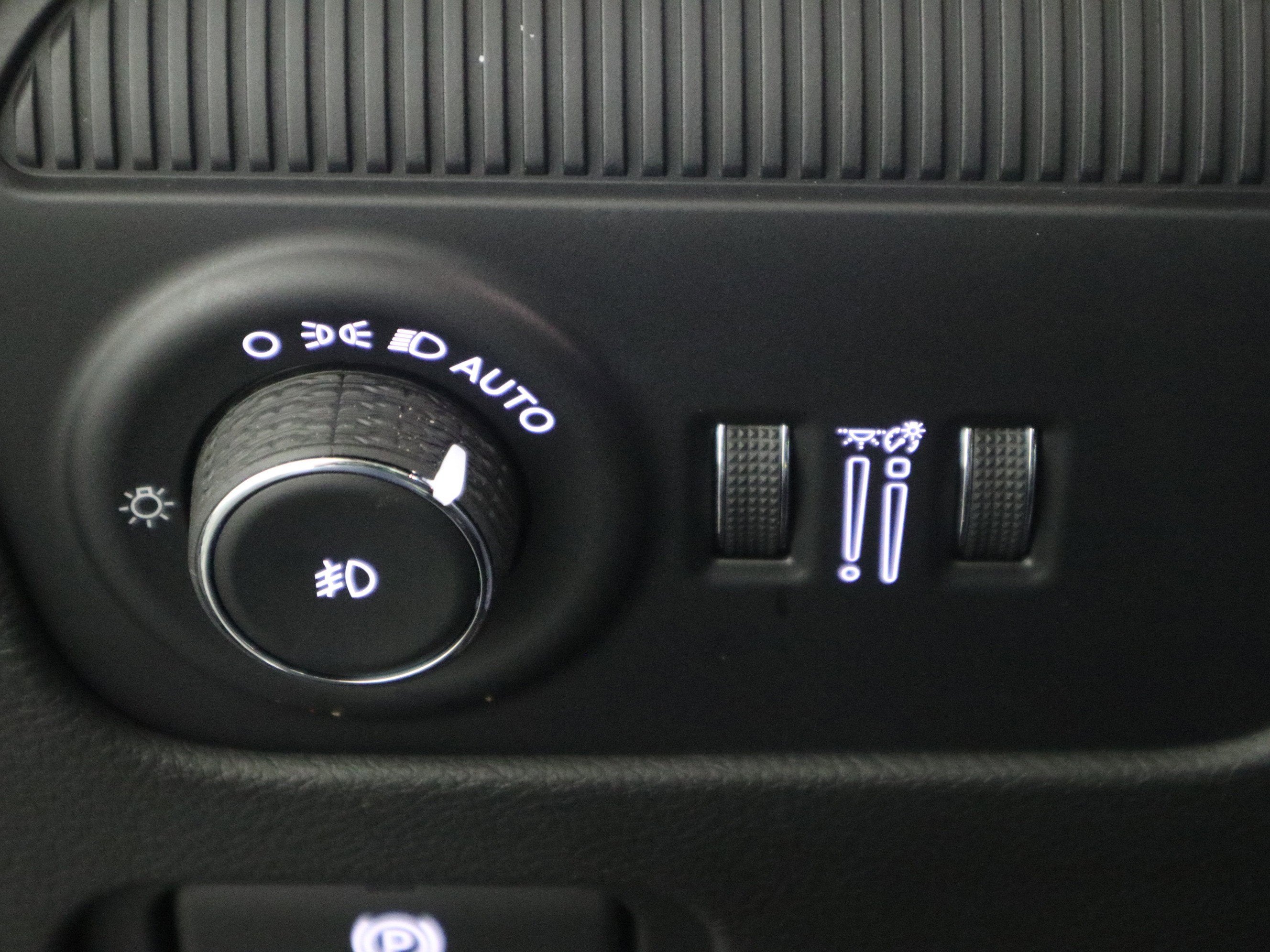 2025 Jeep Wagoneer Series III Super 4x4