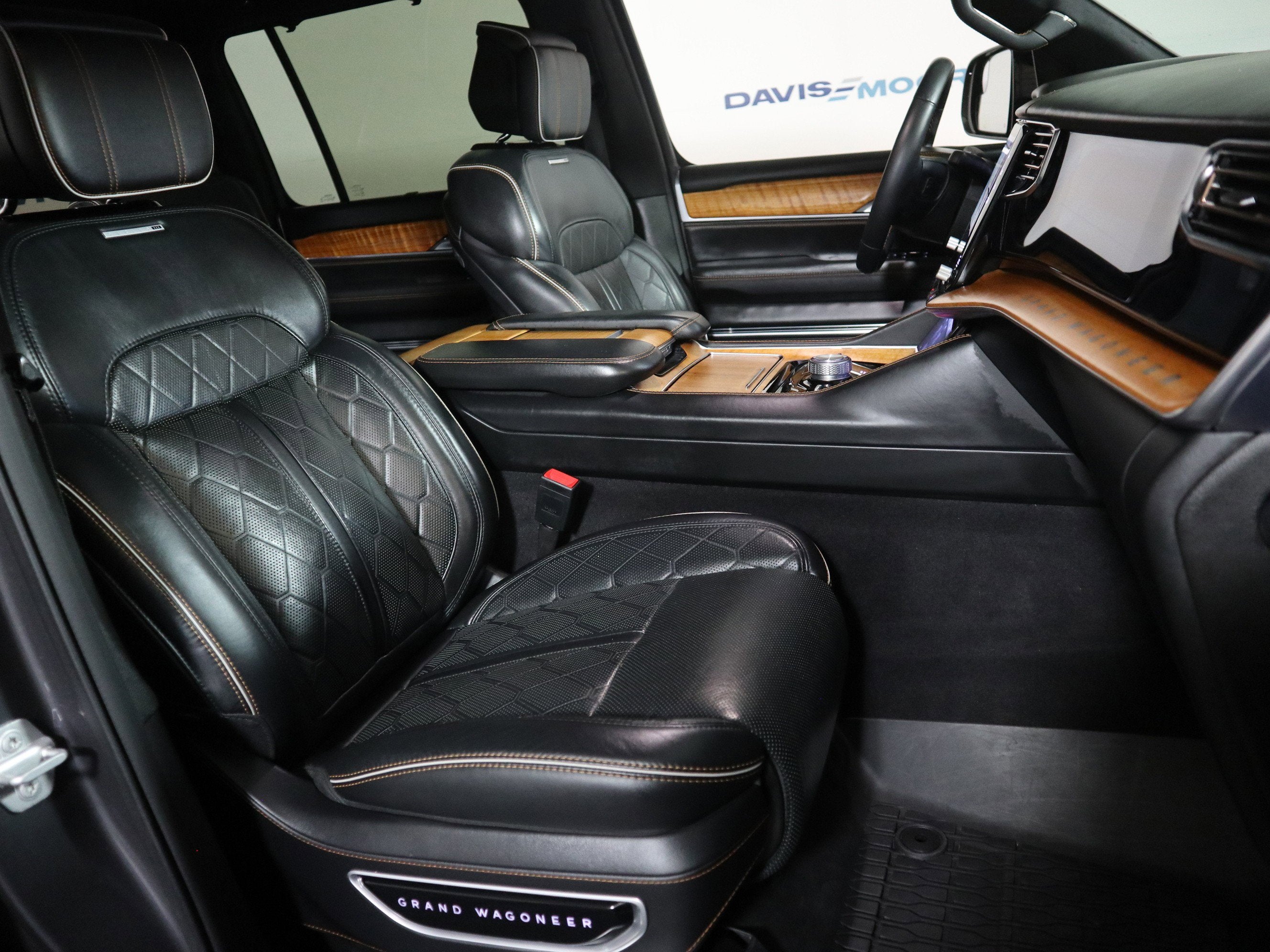 2024 Jeep Grand Wagoneer Series III