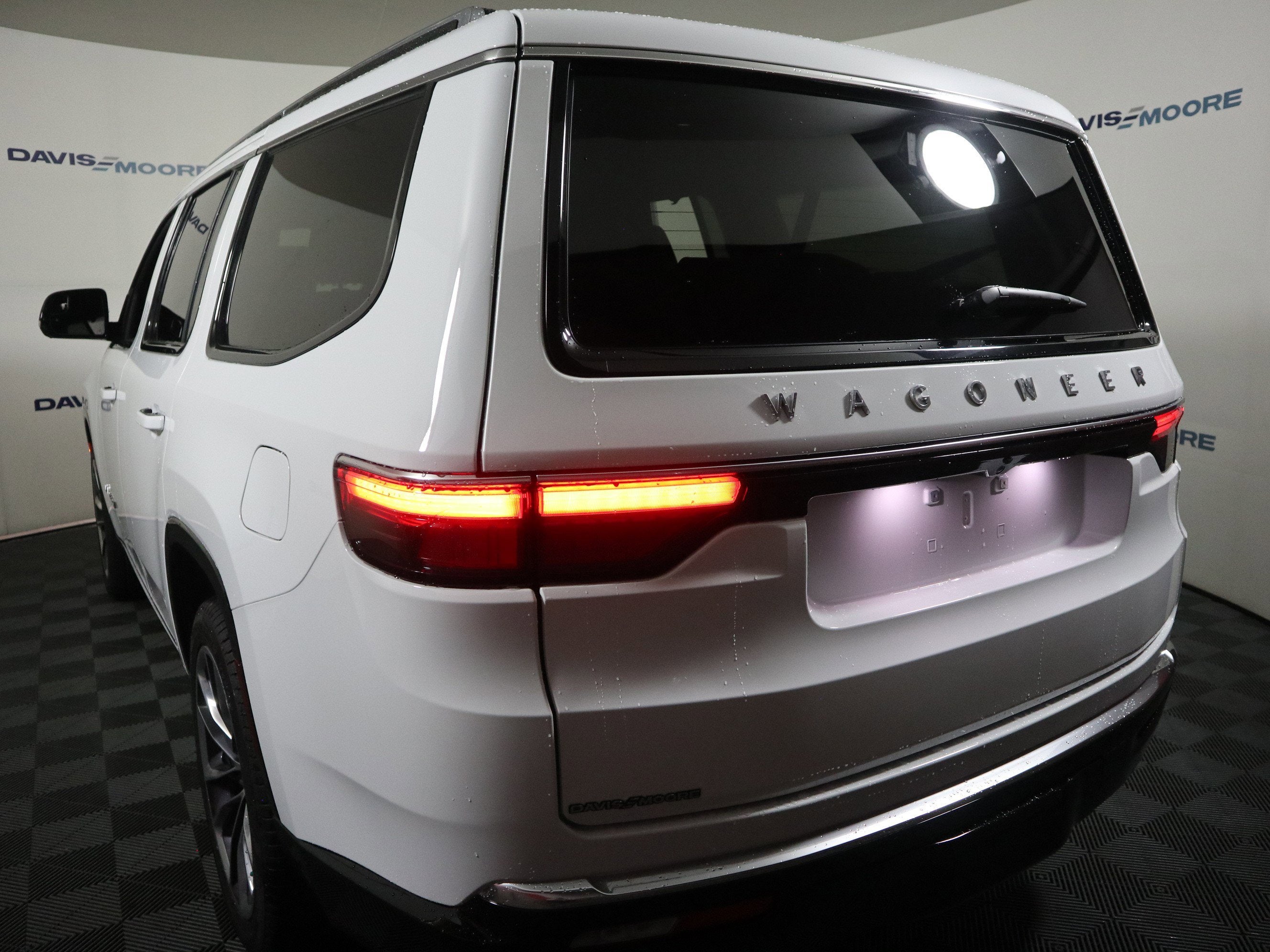 2025 Jeep Wagoneer Series III