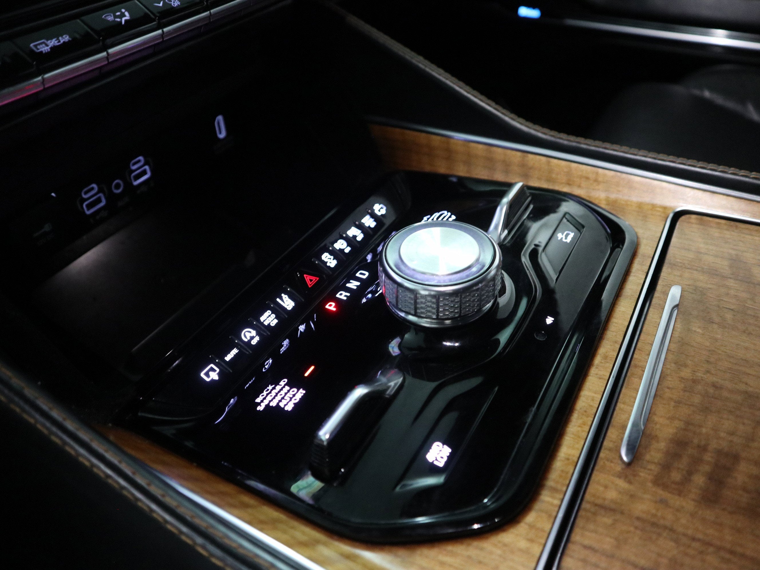 2023 Jeep Grand Wagoneer Series III