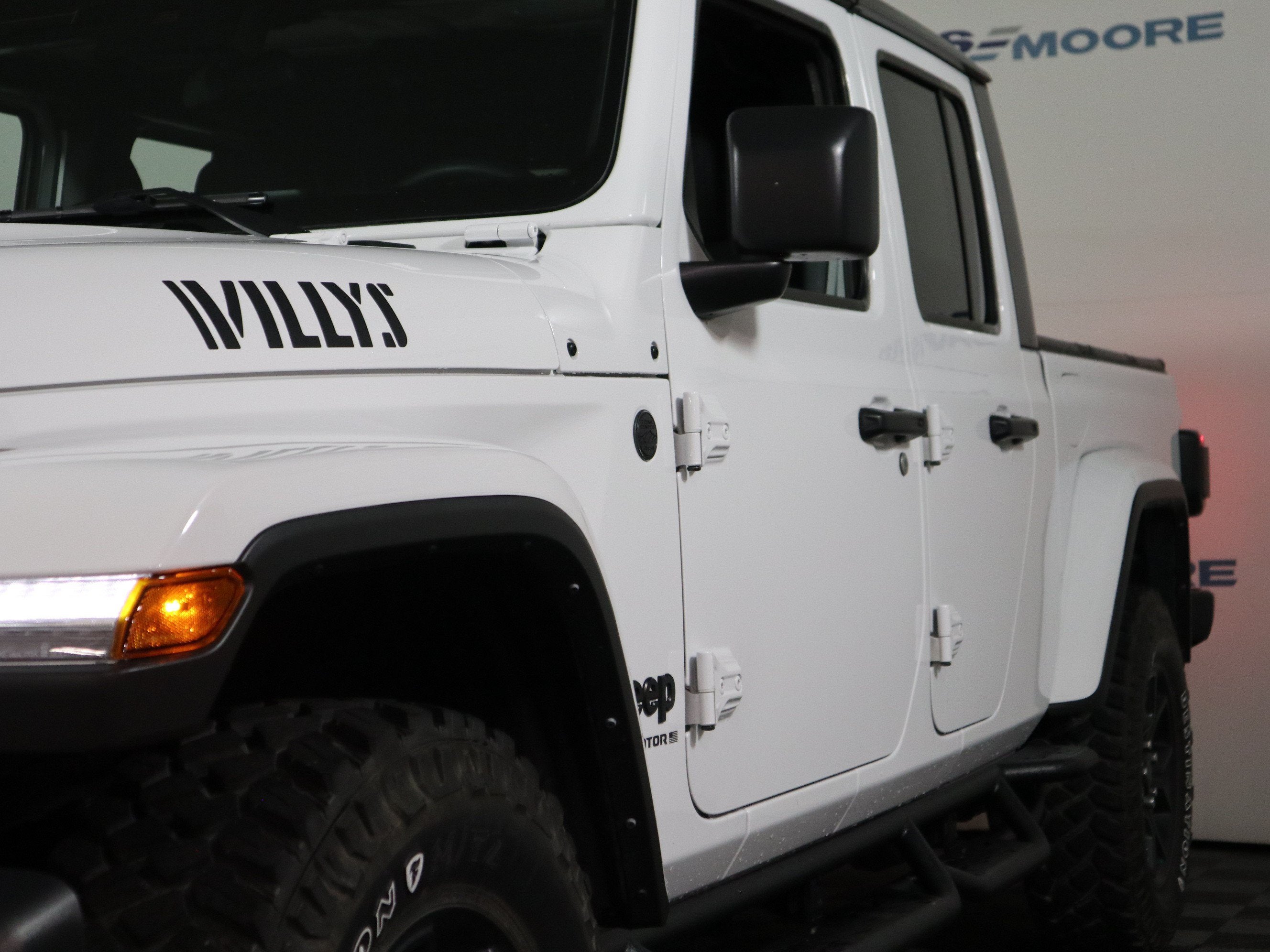 2025 Jeep Gladiator Willys