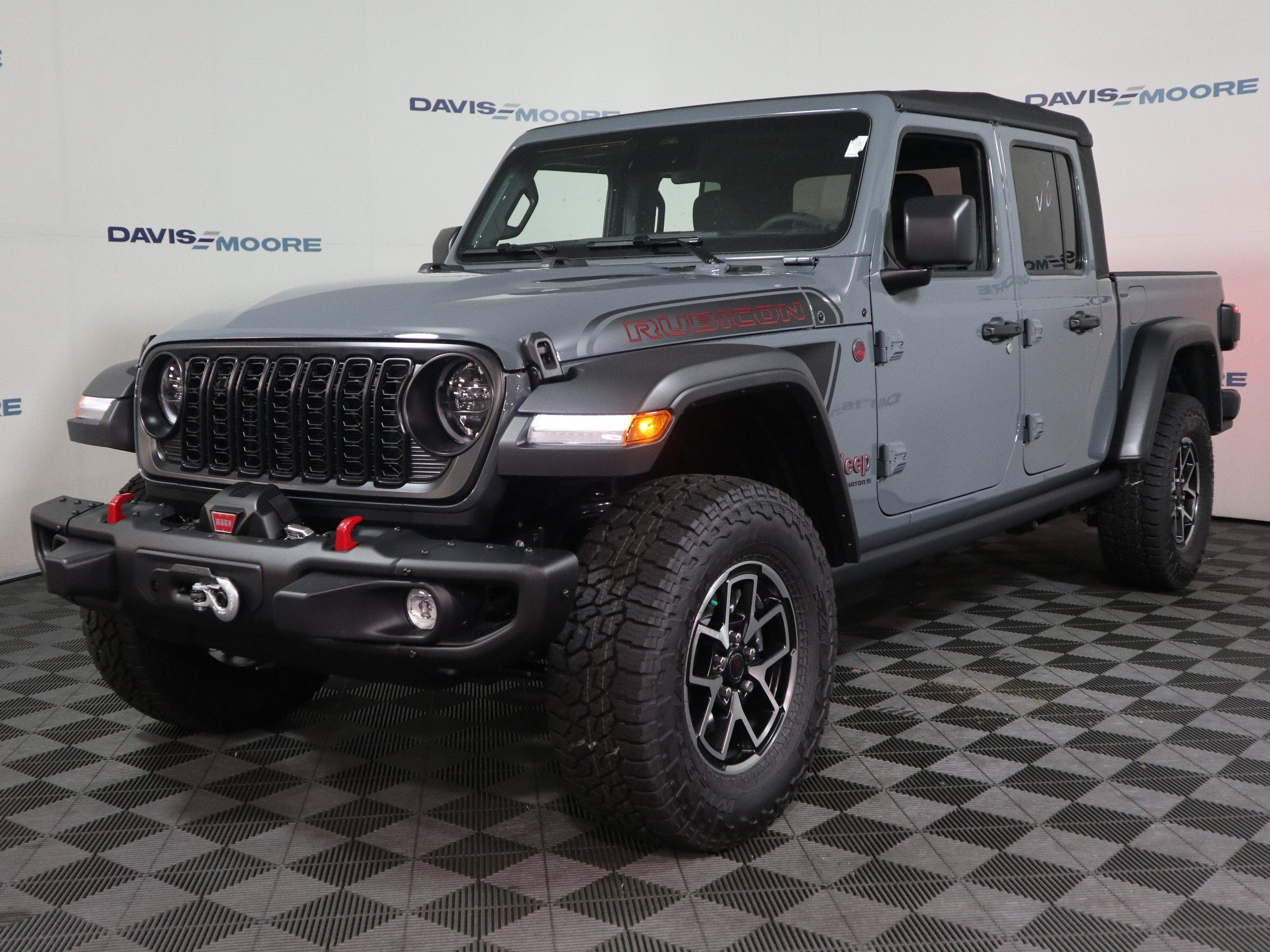 2026 Jeep Gladiator Shadow Ops 4x4