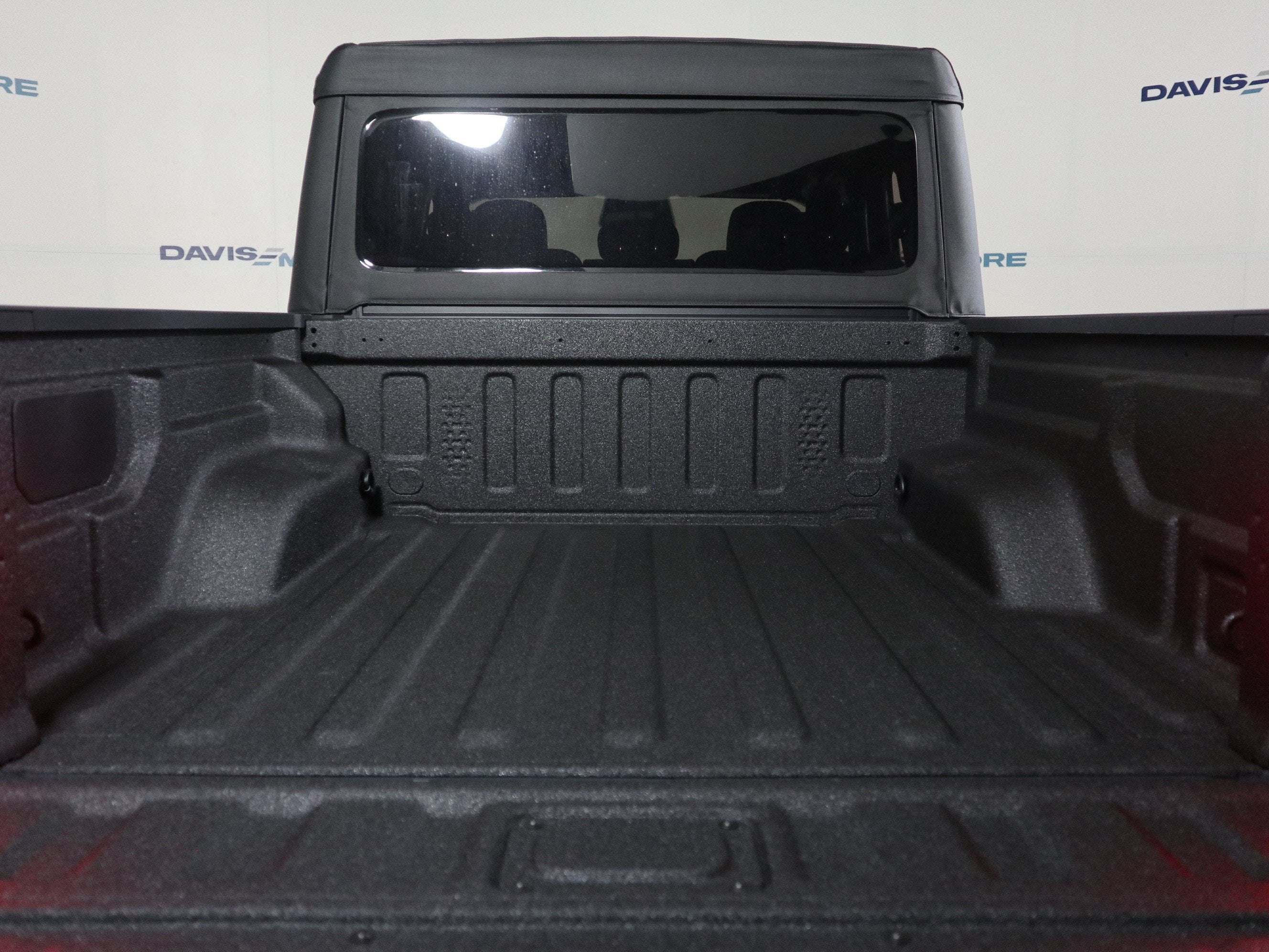 2026 Jeep Gladiator Shadow Ops 4x4