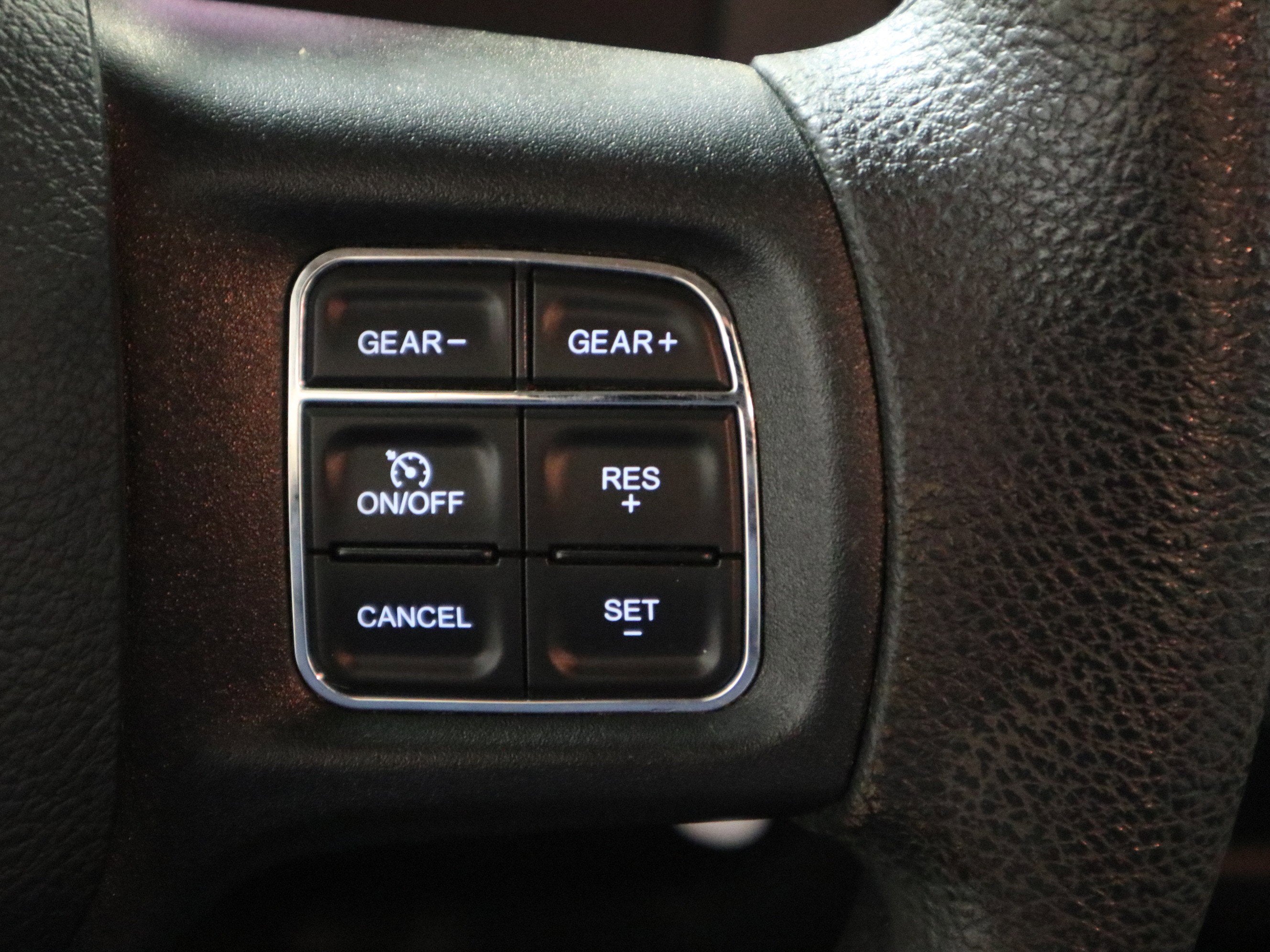 2017 RAM 1500 Express Crew Cab