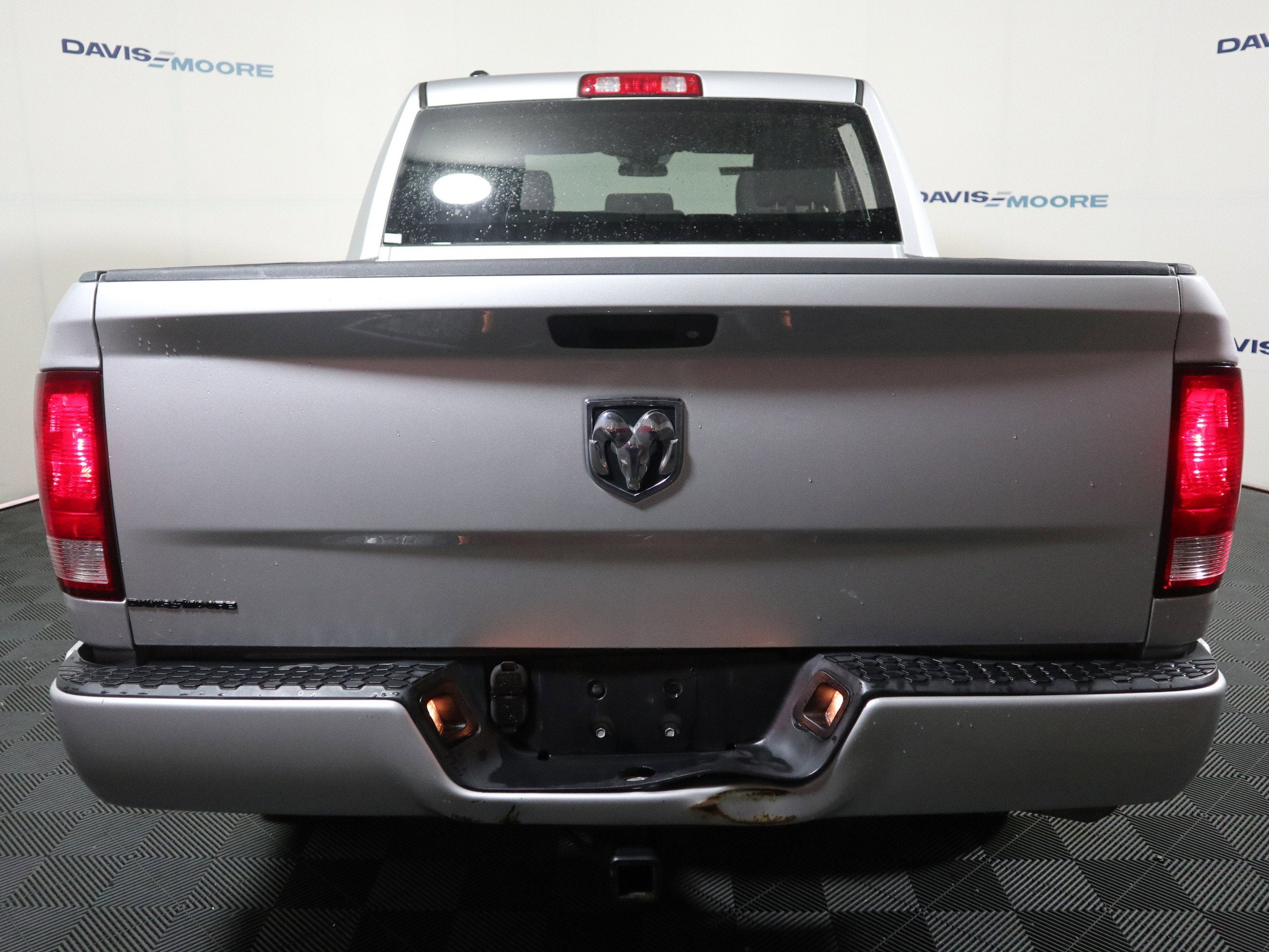 2017 RAM 1500 Express Crew Cab