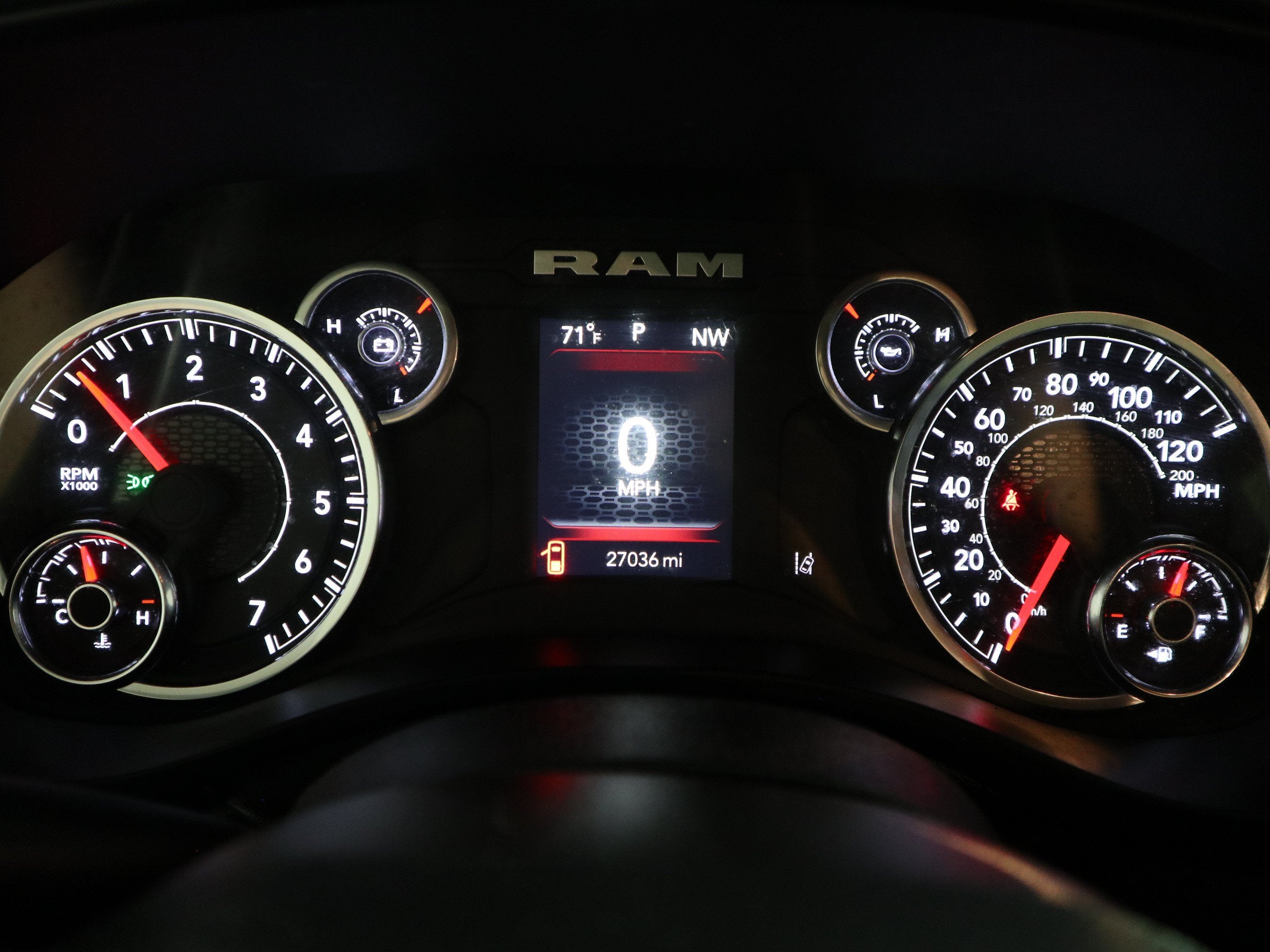 2025 RAM 1500 TRADESMAN