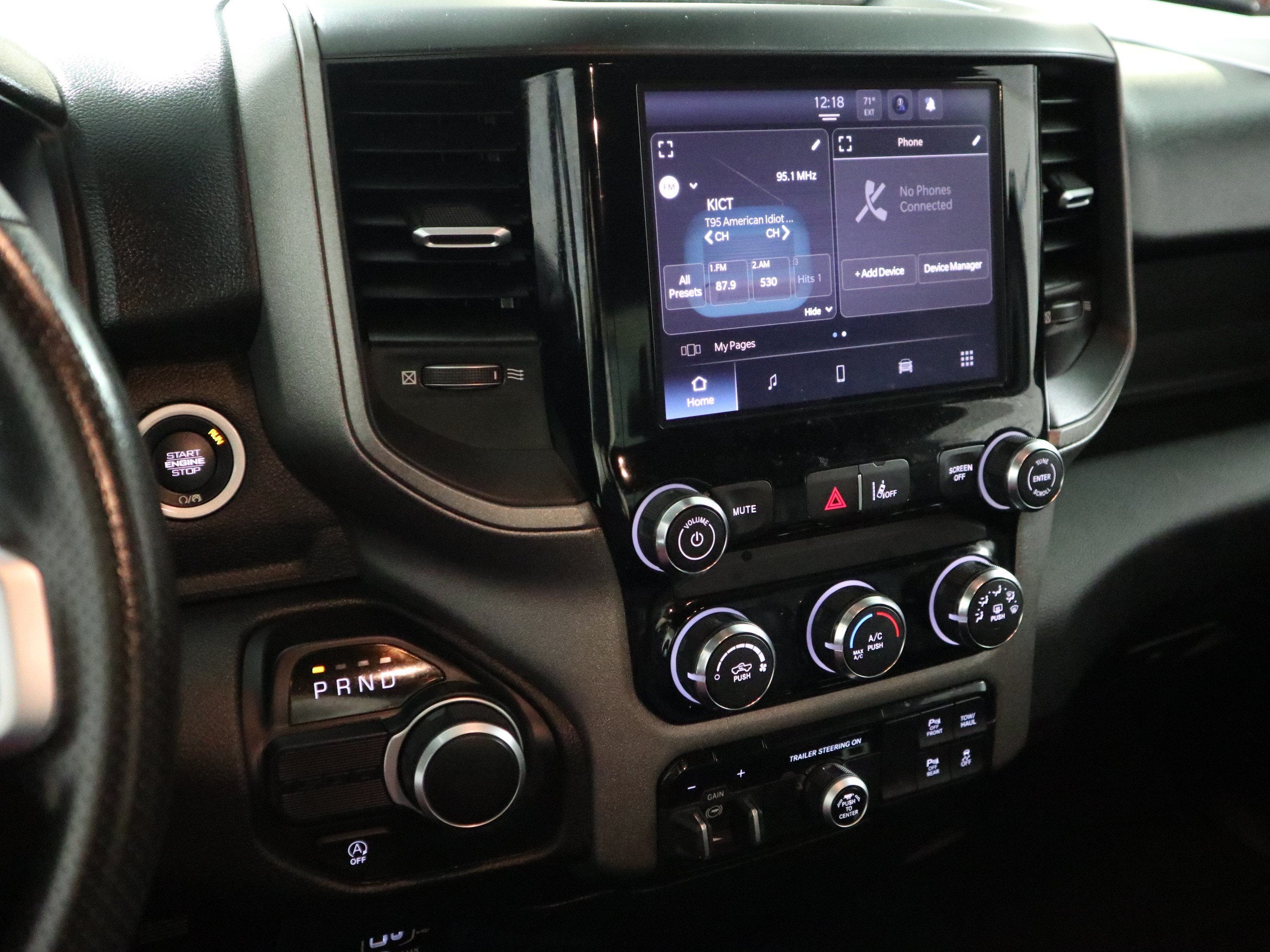2025 RAM 1500 TRADESMAN