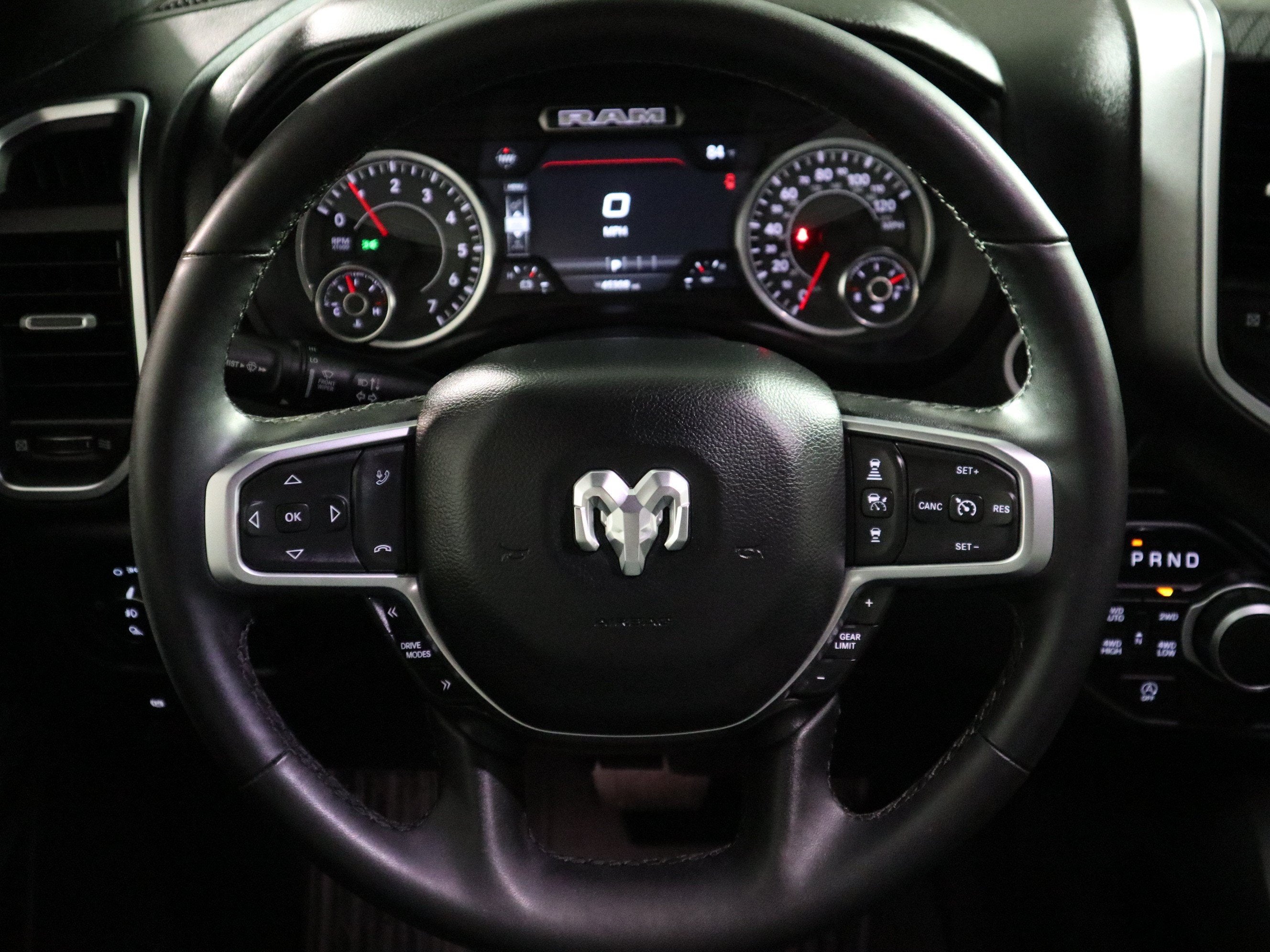 2025 RAM 1500 BIG HORN