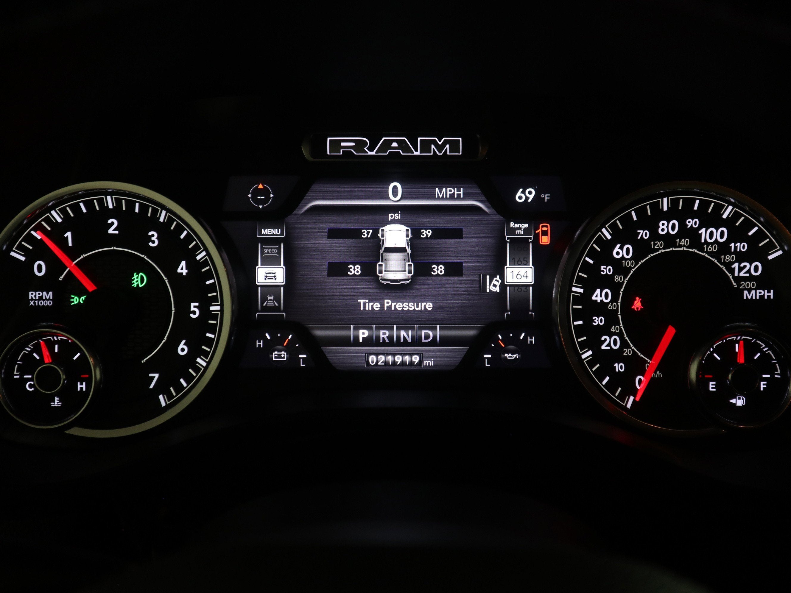 2023 RAM 1500 BIG HORN