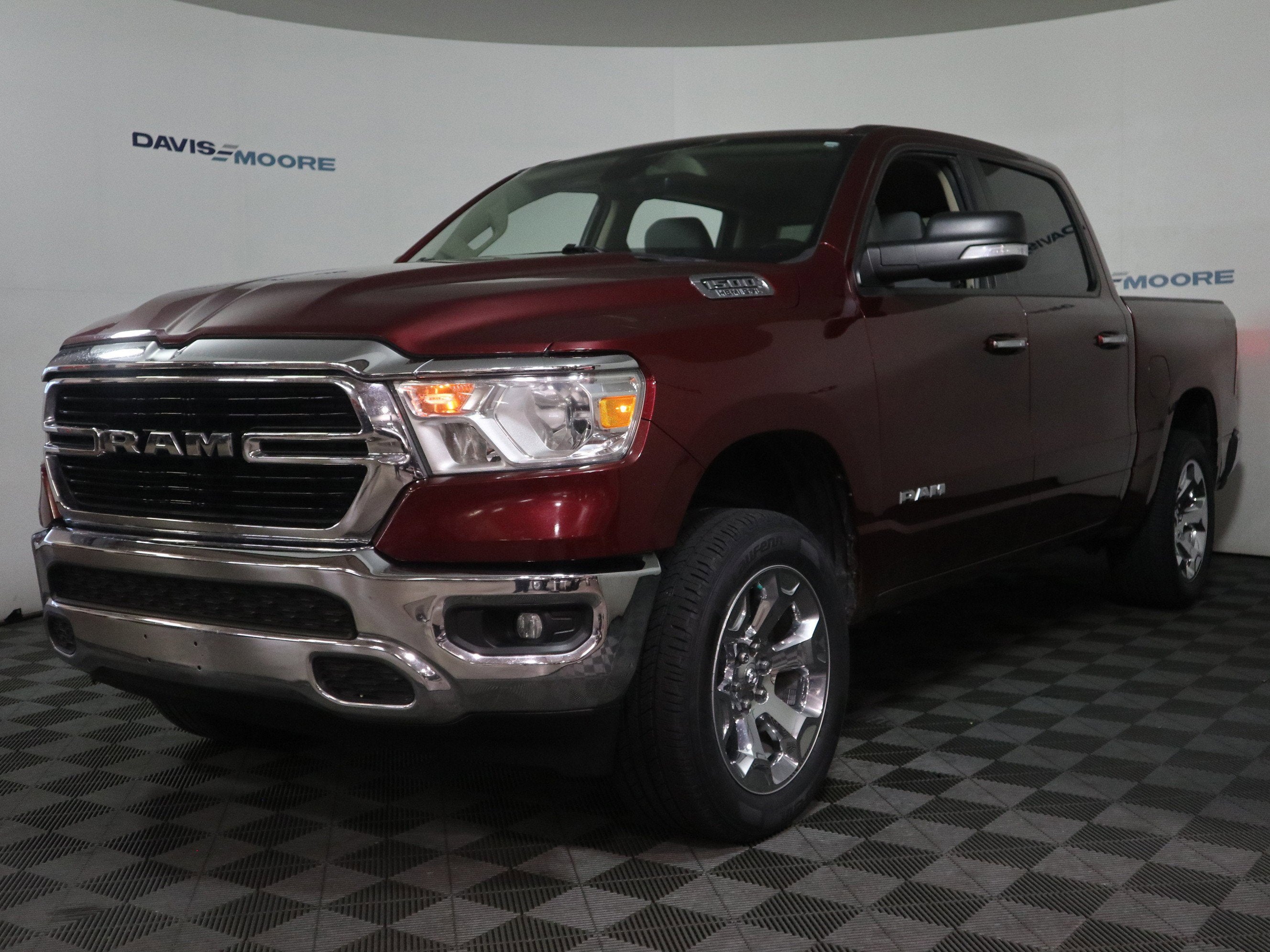 2020 RAM 1500 Big Horn Crew Cab 4x4