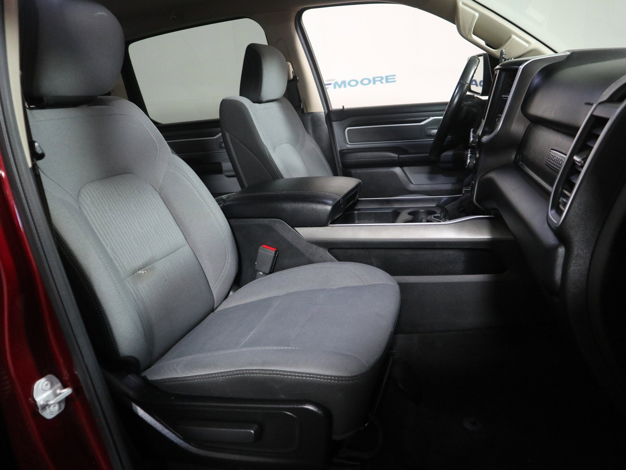 2020 RAM 1500 Big Horn Crew Cab 4x4