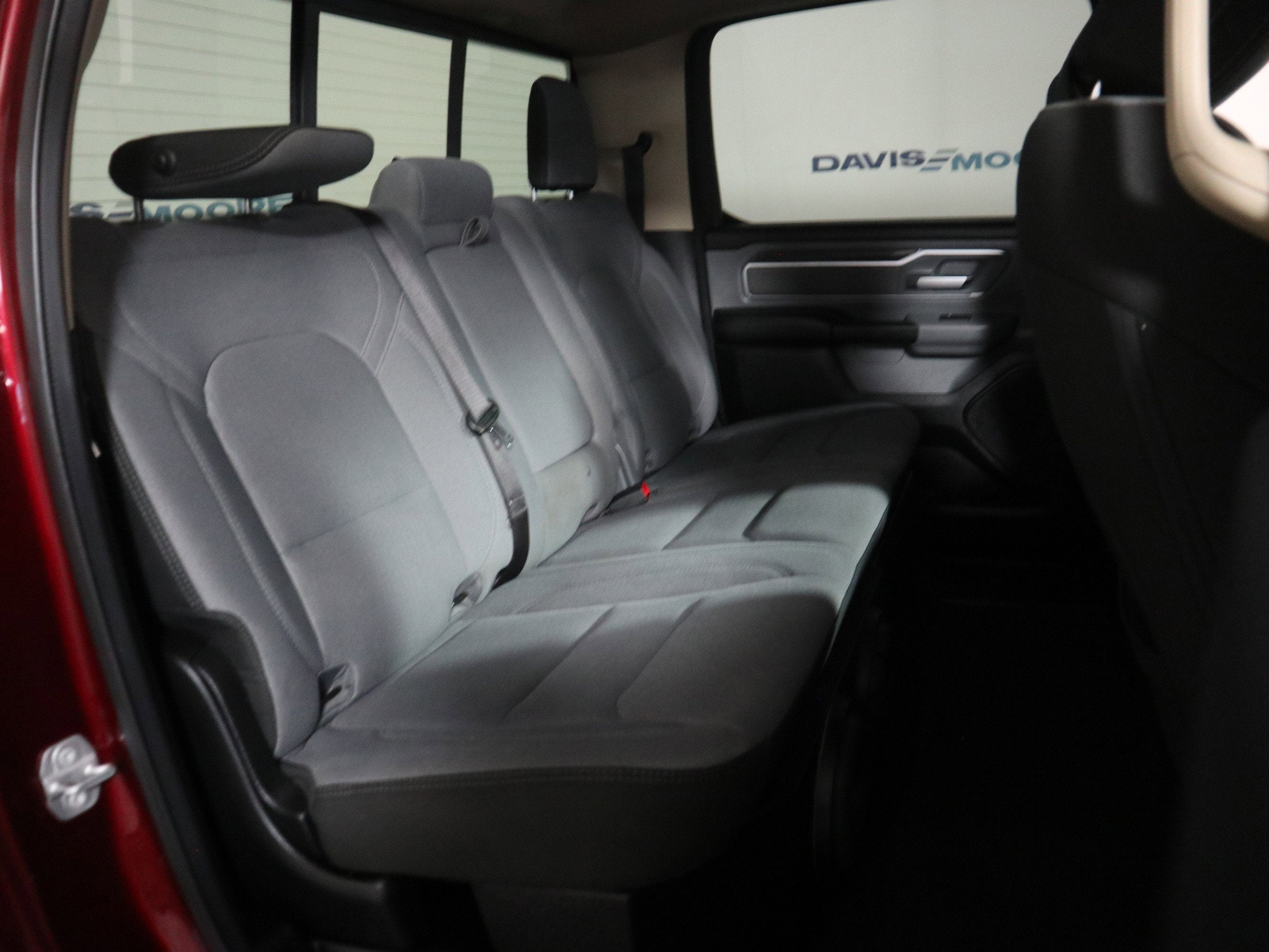 2020 RAM 1500 Big Horn Crew Cab 4x4