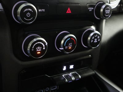 2020 RAM 1500 Big Horn Crew Cab 4x4