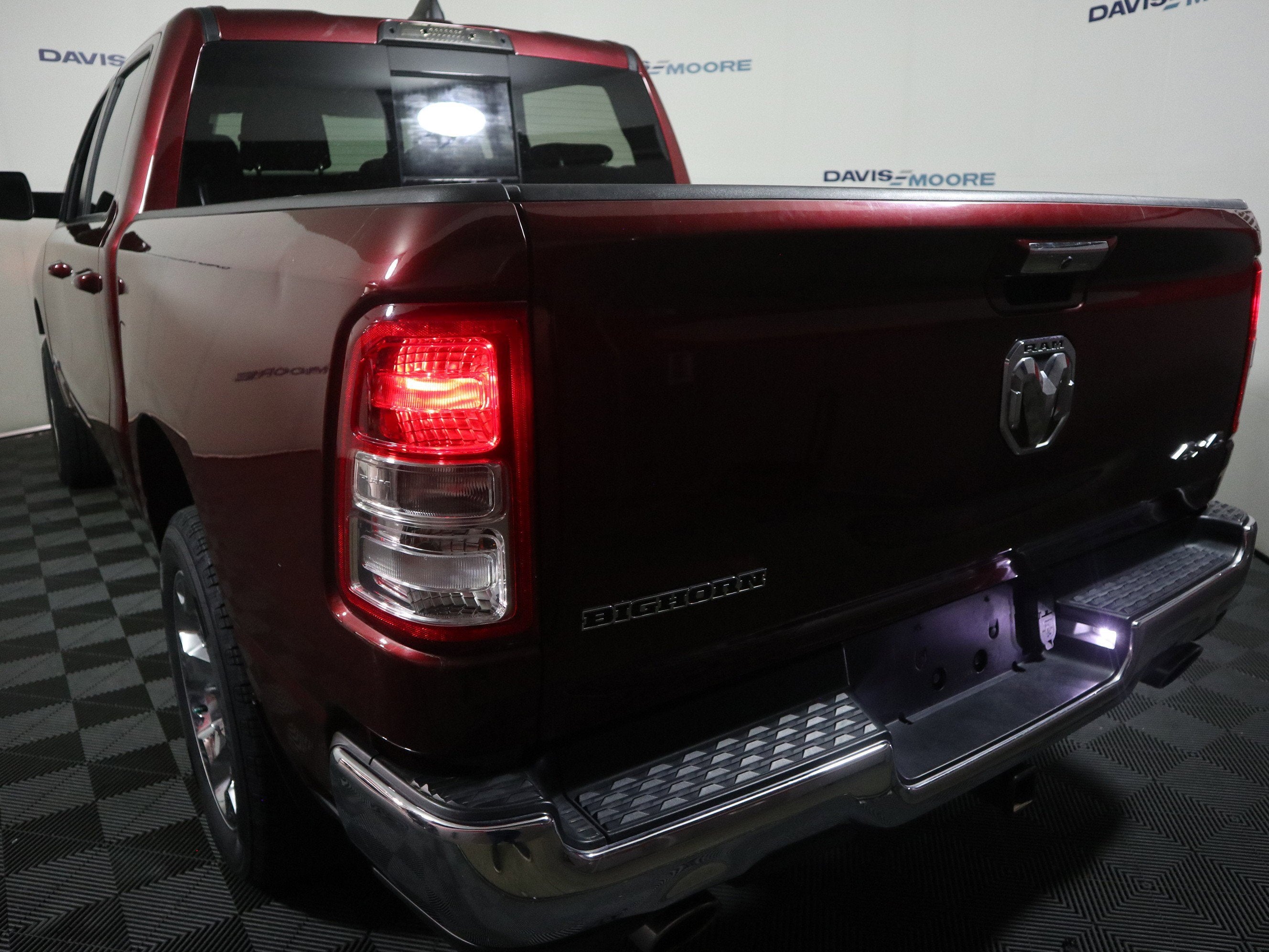2020 RAM 1500 Big Horn Crew Cab 4x4