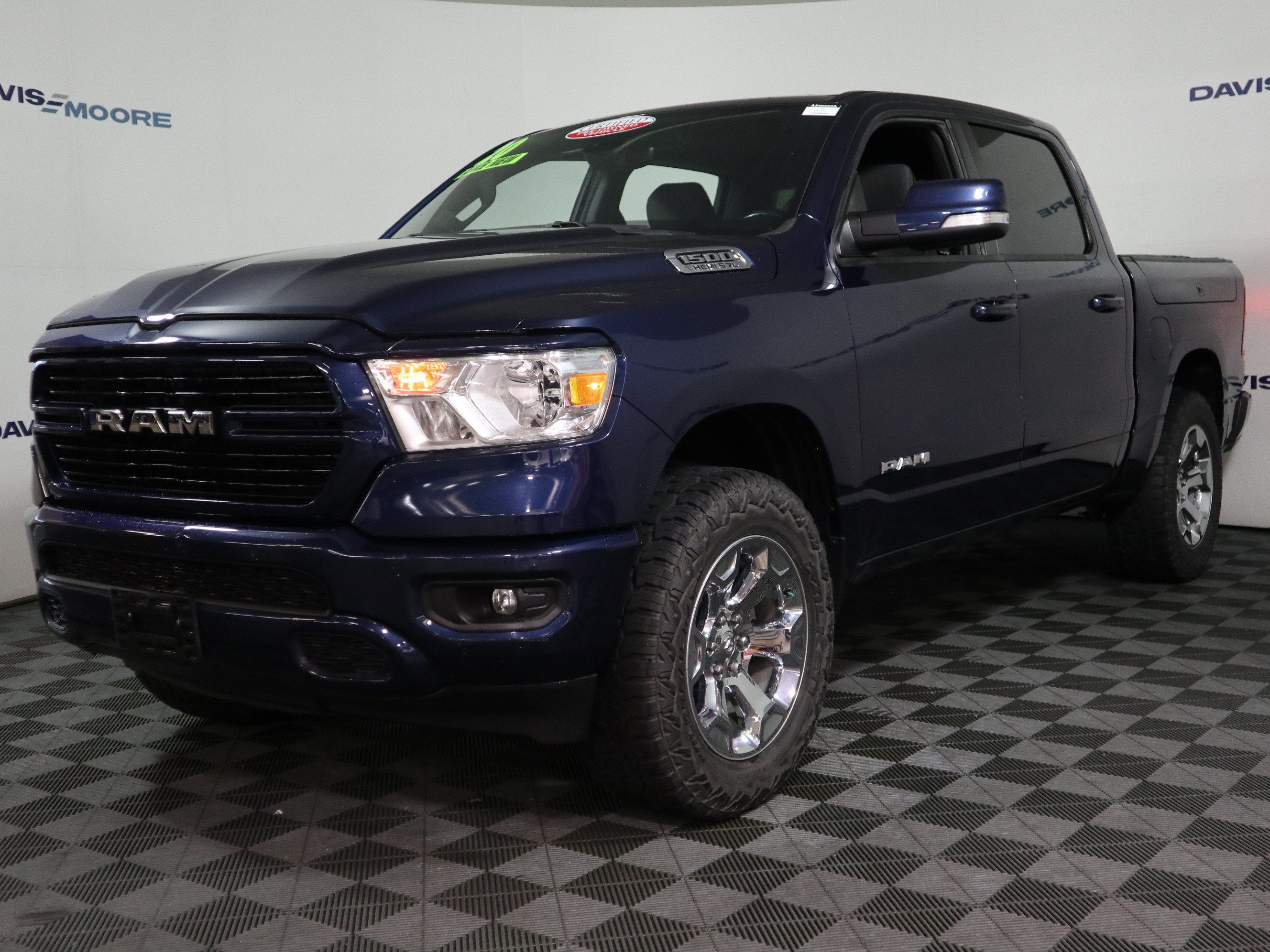 2020 RAM 1500 Big Horn Crew Cab 4x4