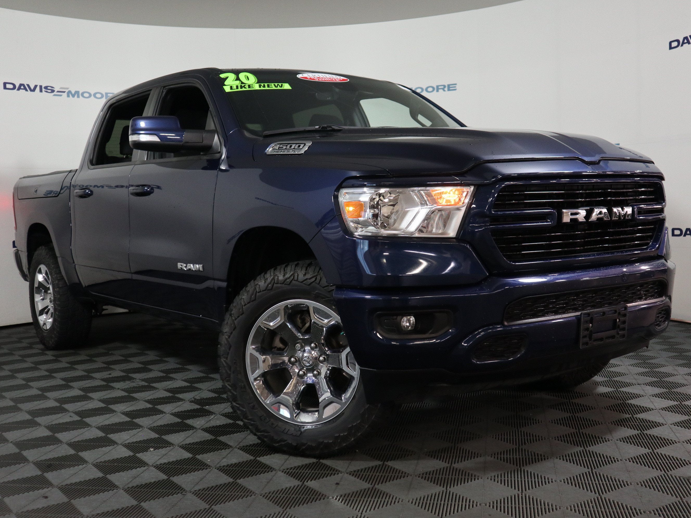 2020 RAM 1500 Big Horn Crew Cab 4x4