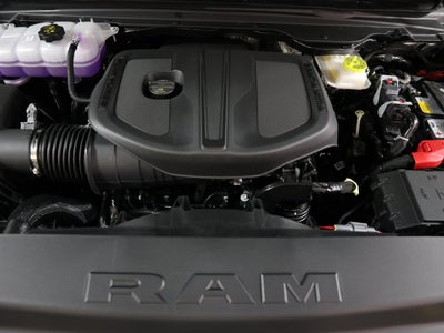 2026 RAM 1500 Express 4x4 Crew Cab