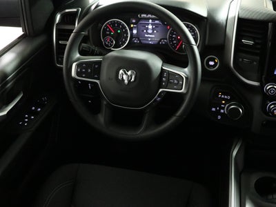 2026 RAM 1500 Express 4x4 Crew Cab