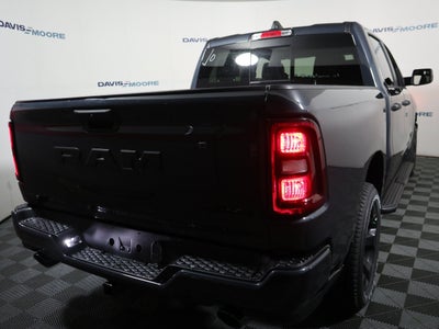 2026 RAM 1500 Express 4x4 Crew Cab