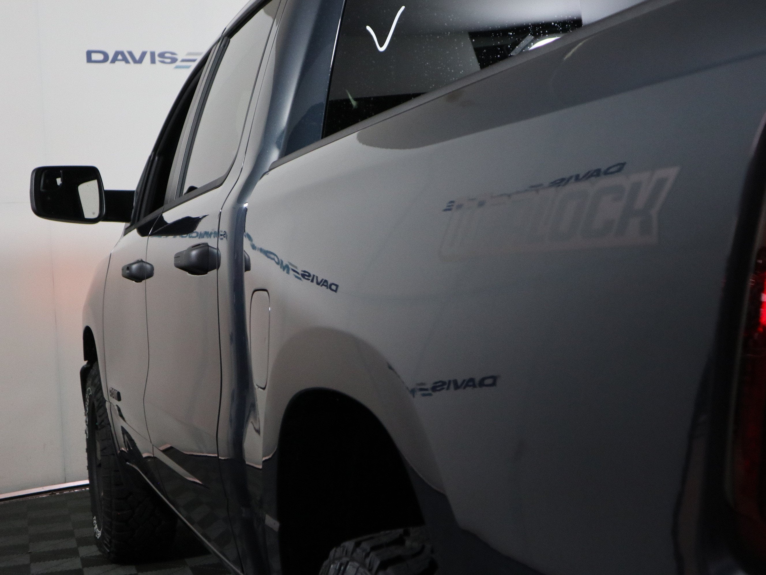 2027 RAM 1500 Tradesman Crew Cab 4x4