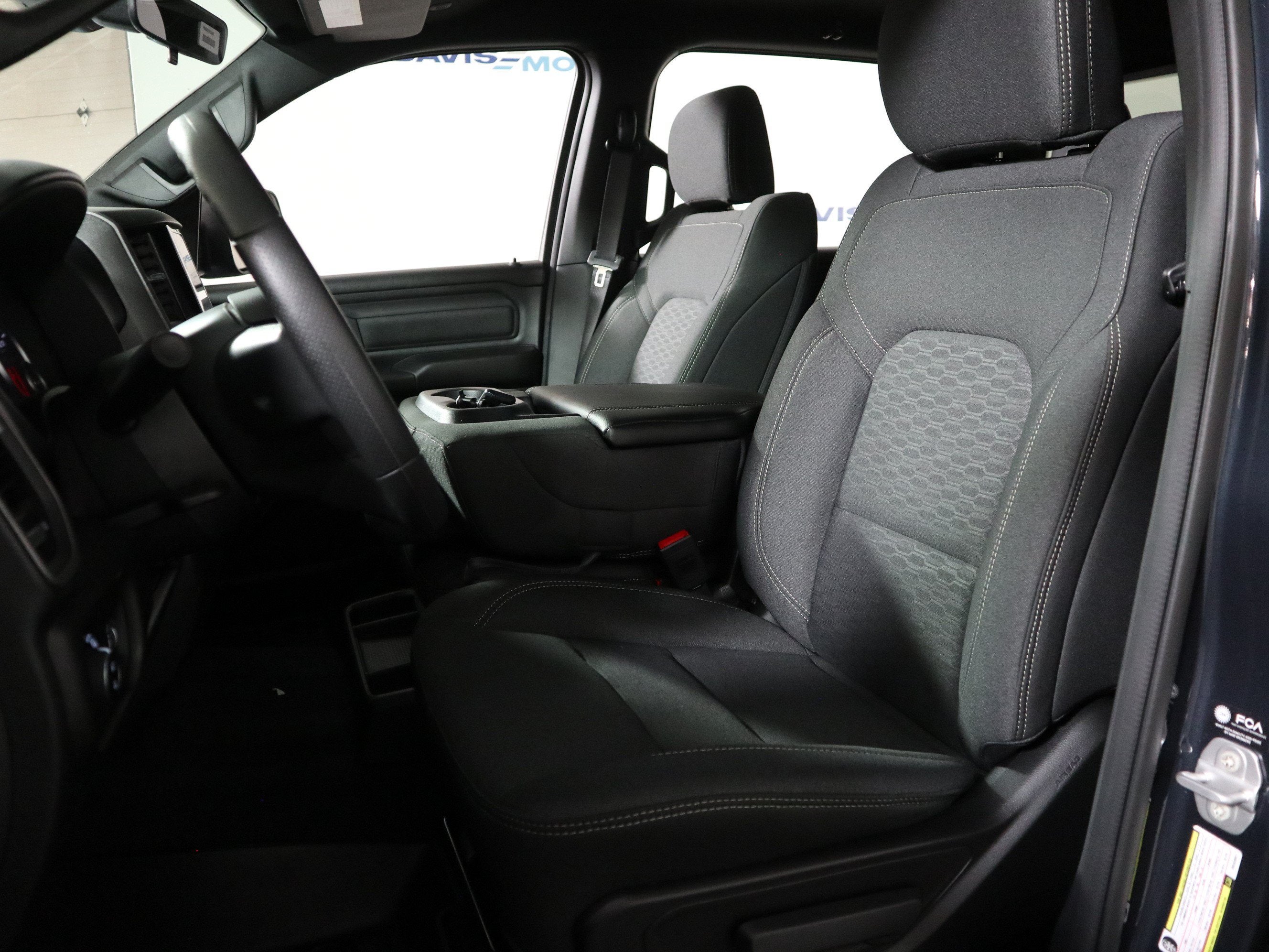 2027 RAM 1500 Tradesman Crew Cab 4x4