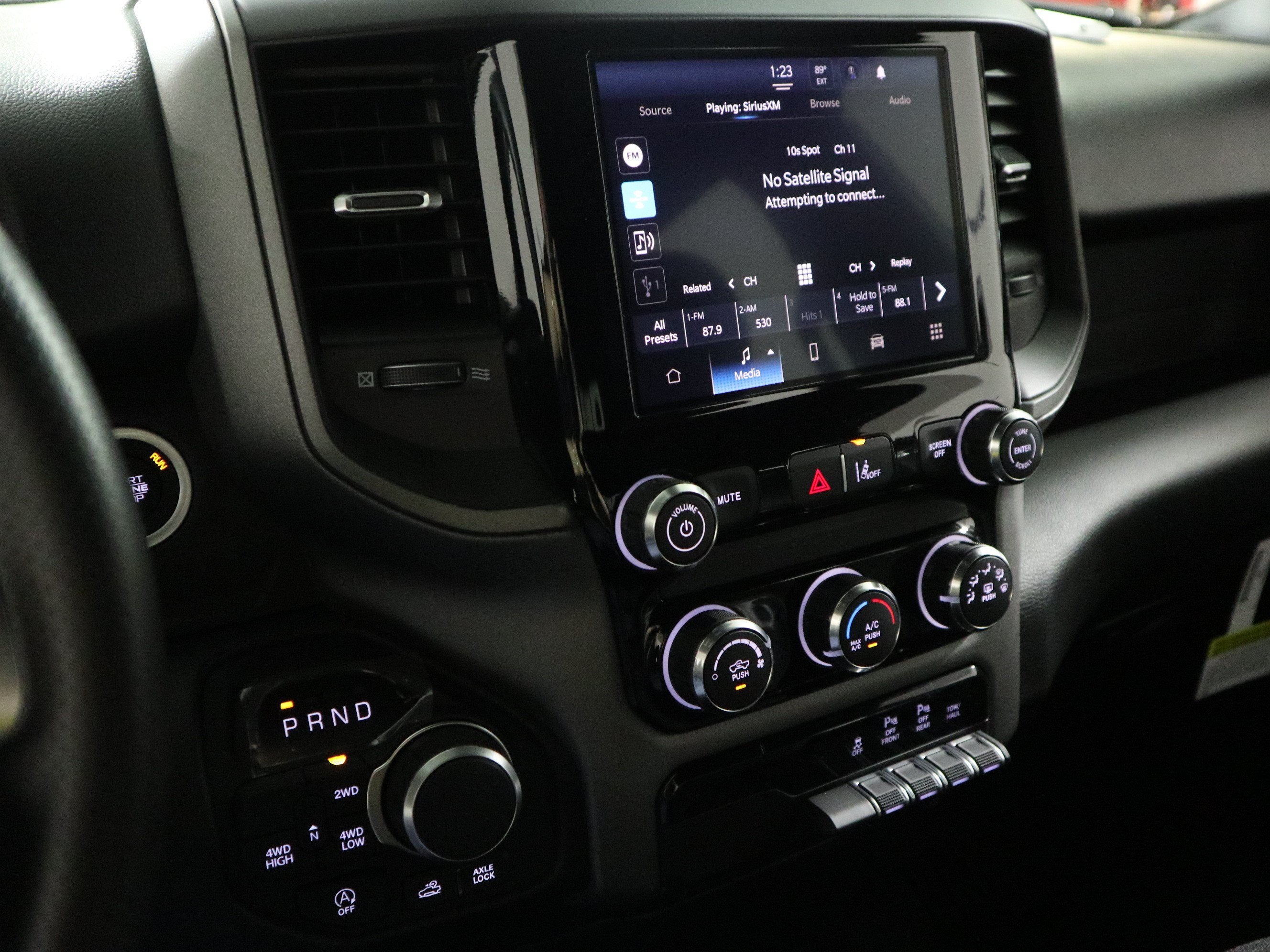 2027 RAM 1500 Tradesman Crew Cab 4x4