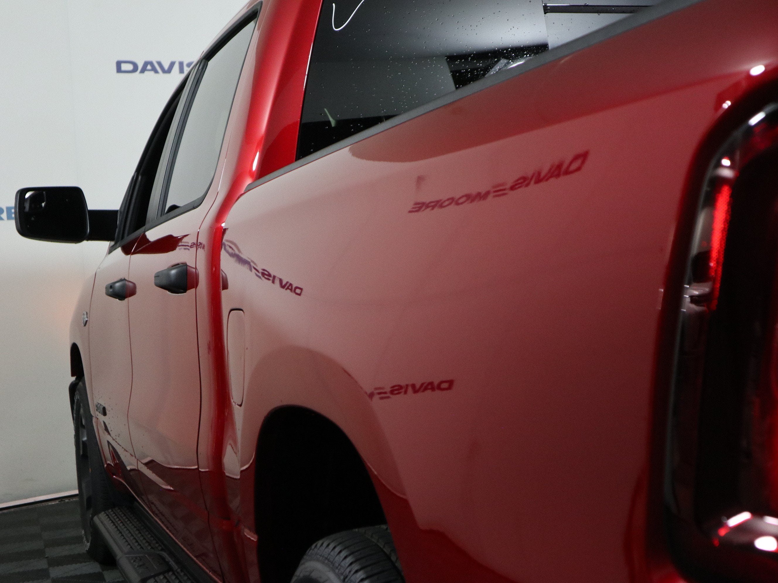 2026 RAM 1500 Express 4x4 Crew Cab