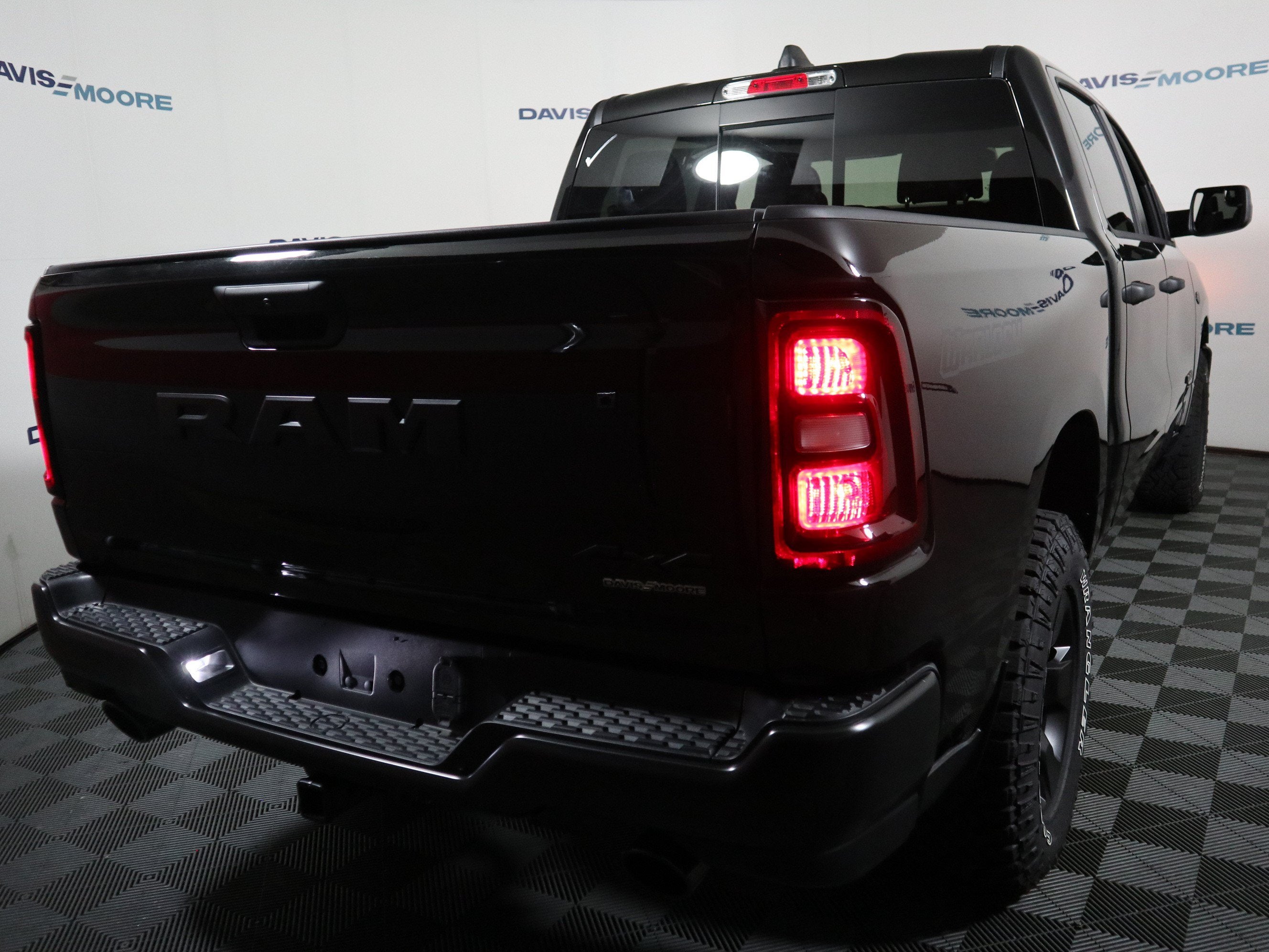 2027 RAM 1500 Warlock Crew Cab 4x4