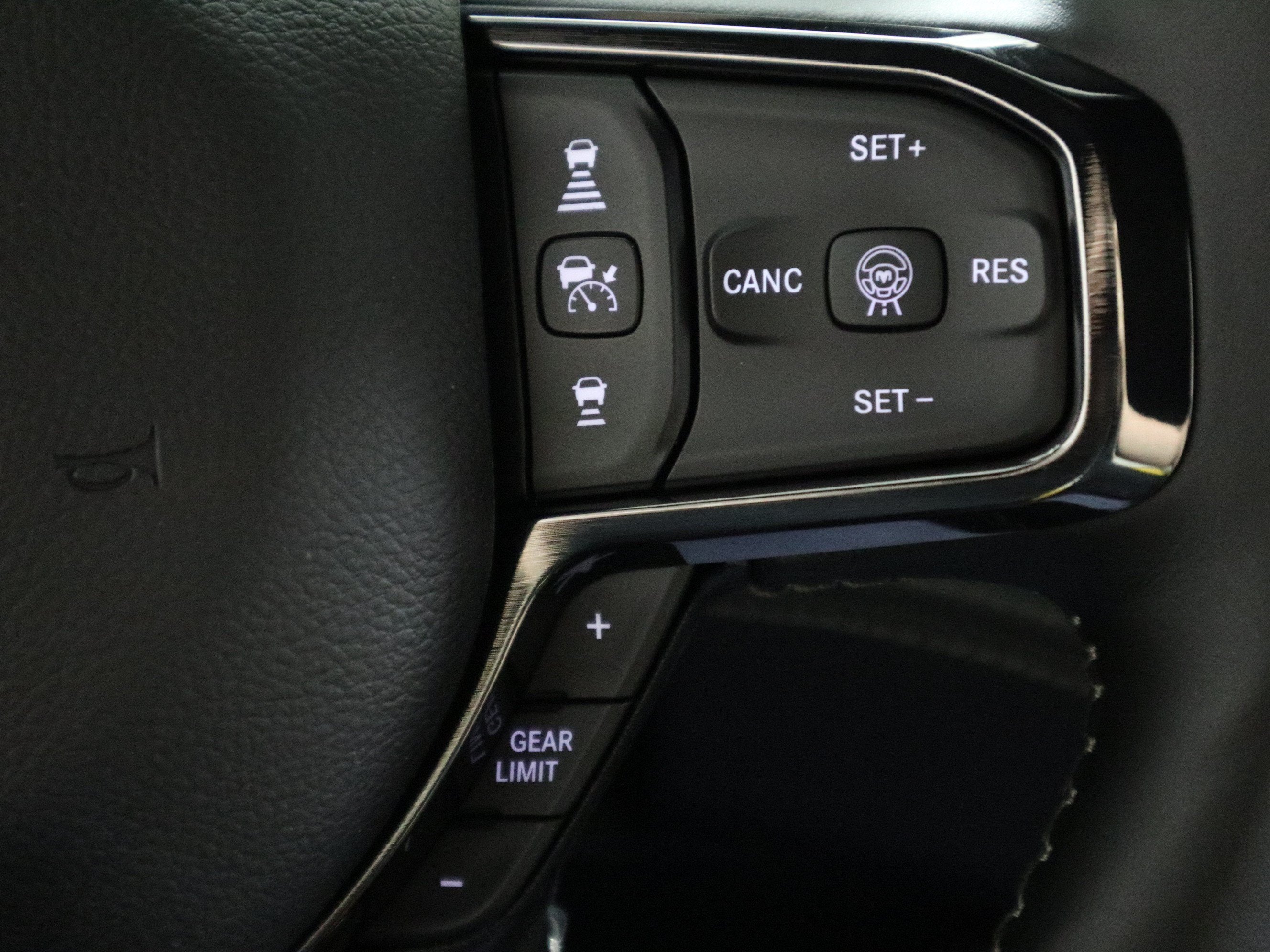 2027 RAM 1500 Limited