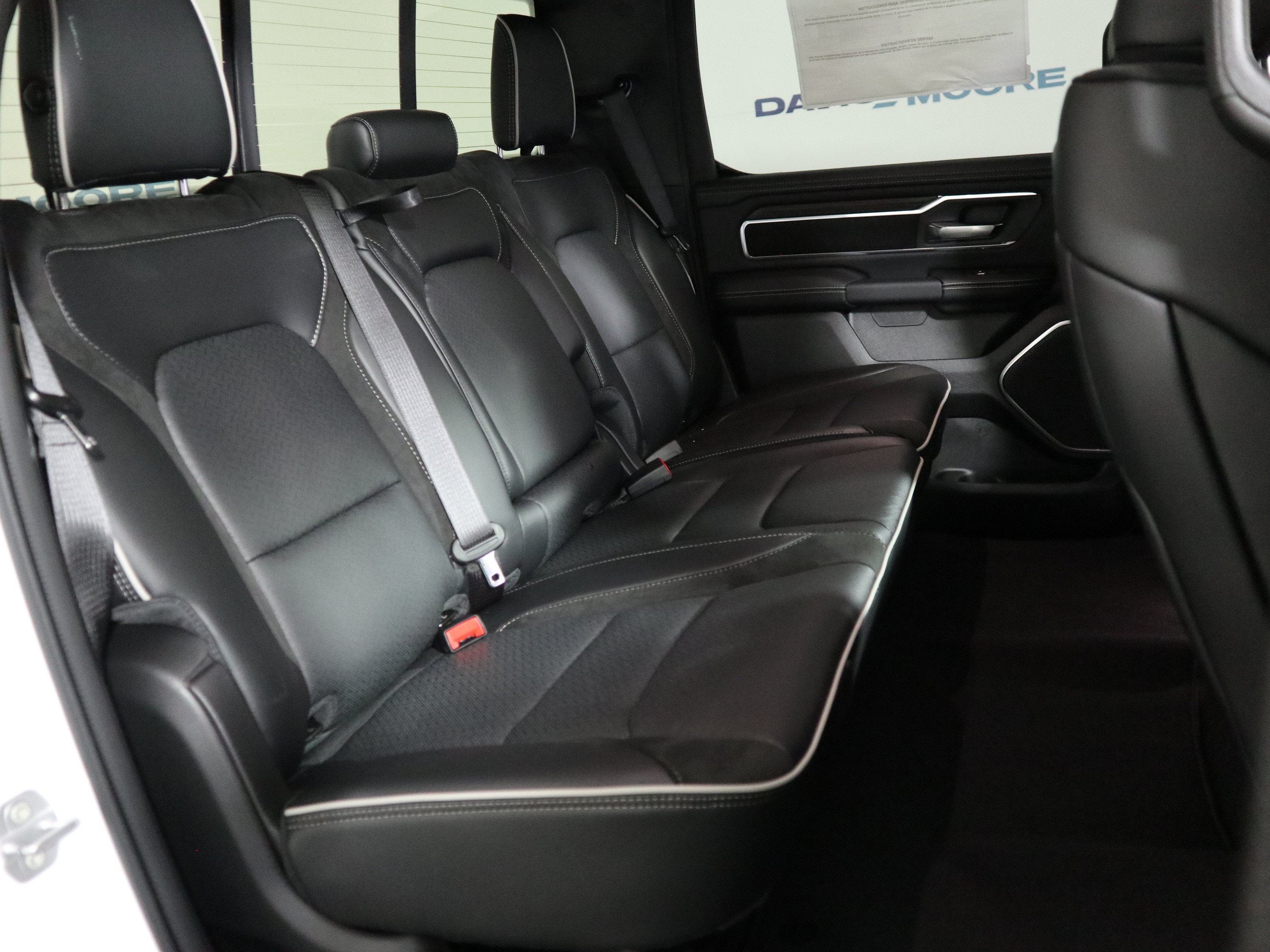 2027 RAM 1500 LARAMIE