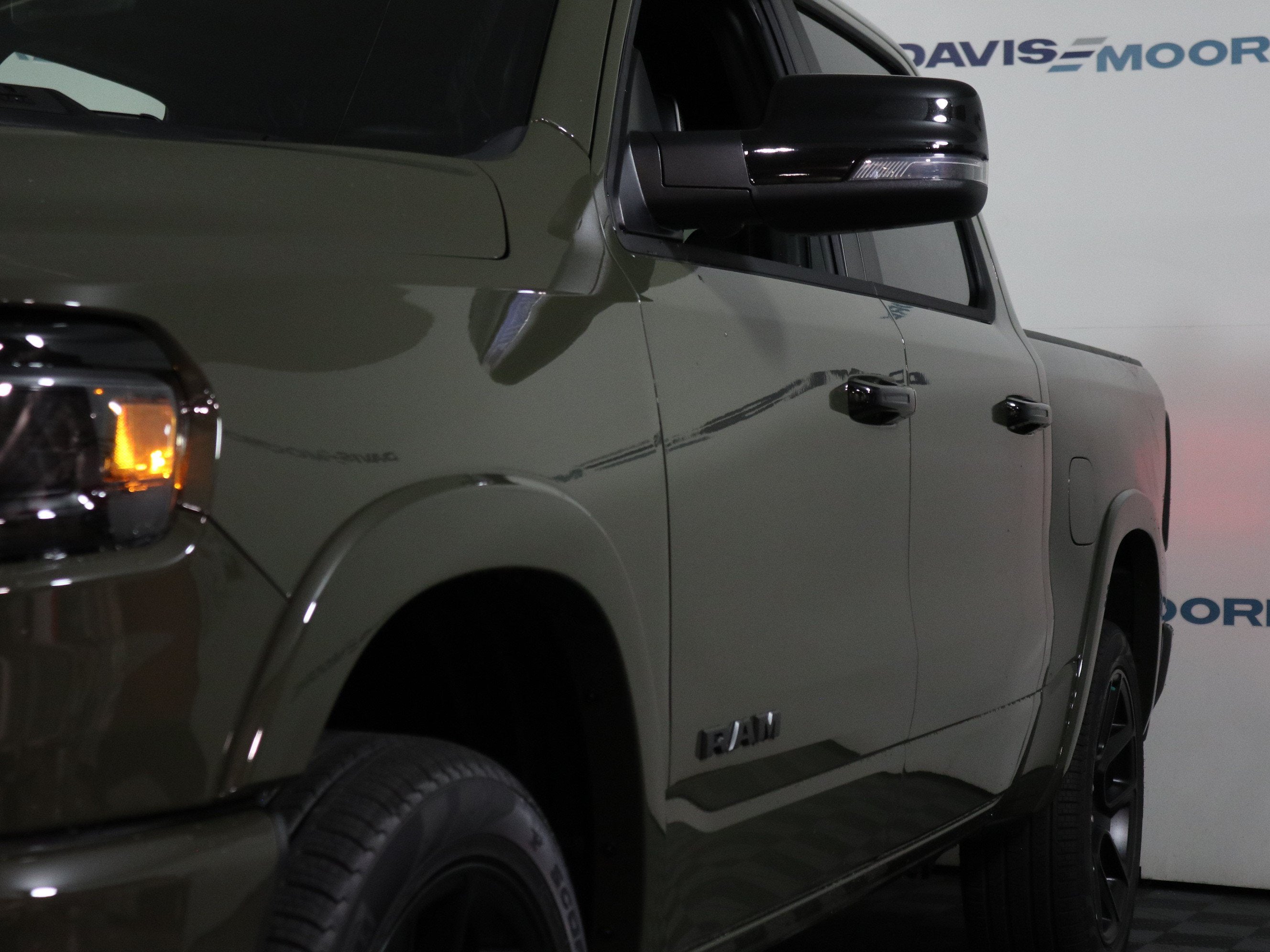 2027 RAM 1500 LARAMIE