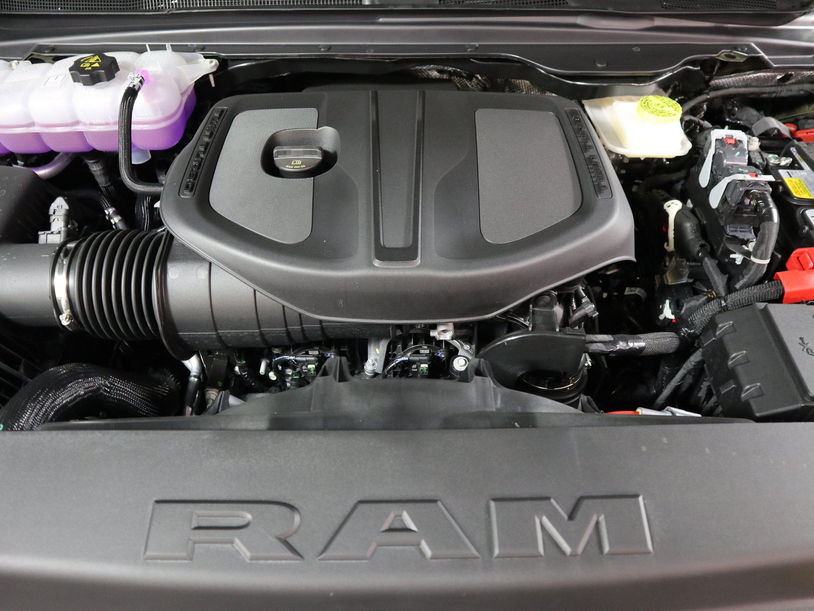 2027 RAM 1500 LARAMIE