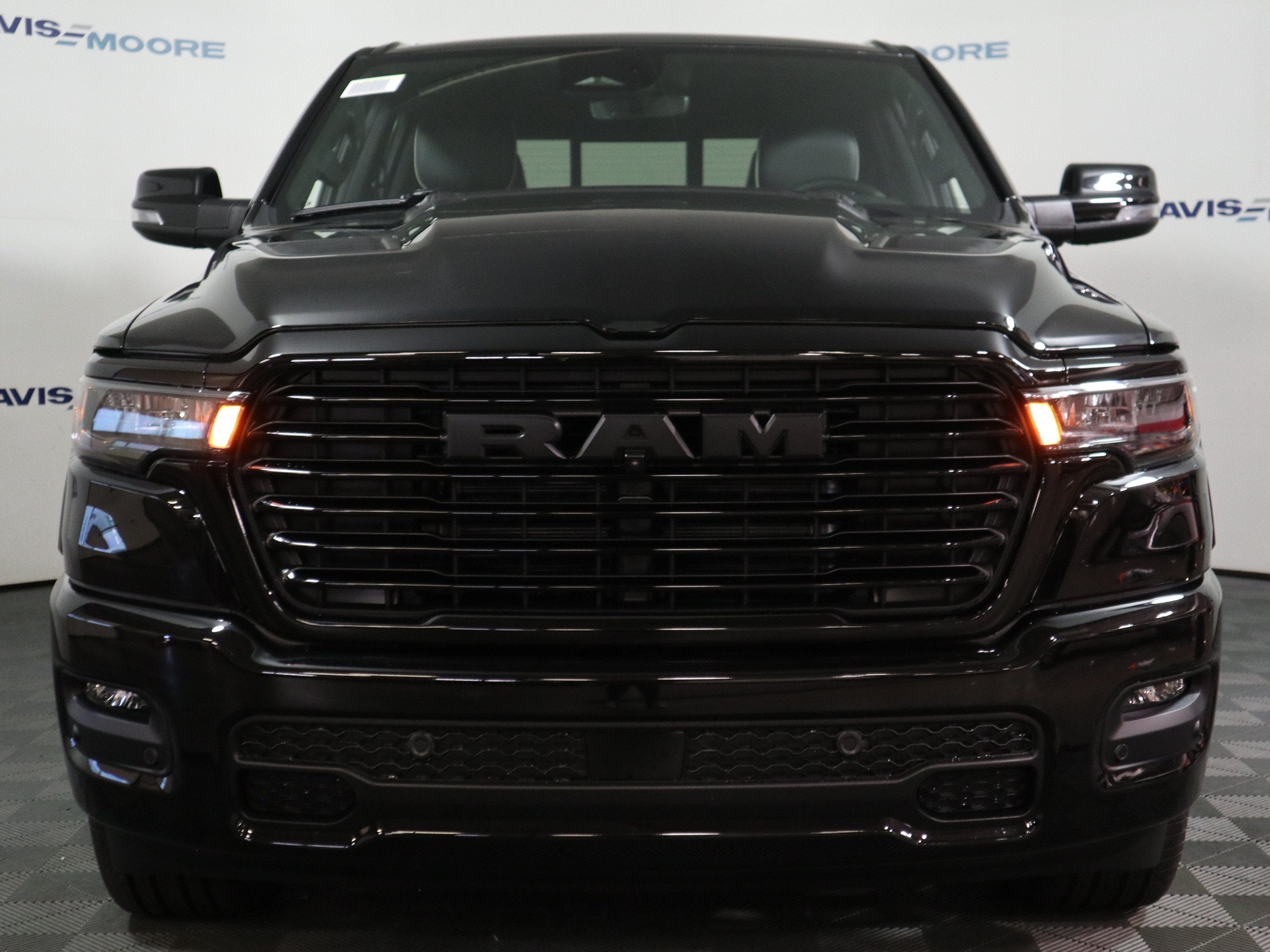 2027 RAM 1500 LARAMIE