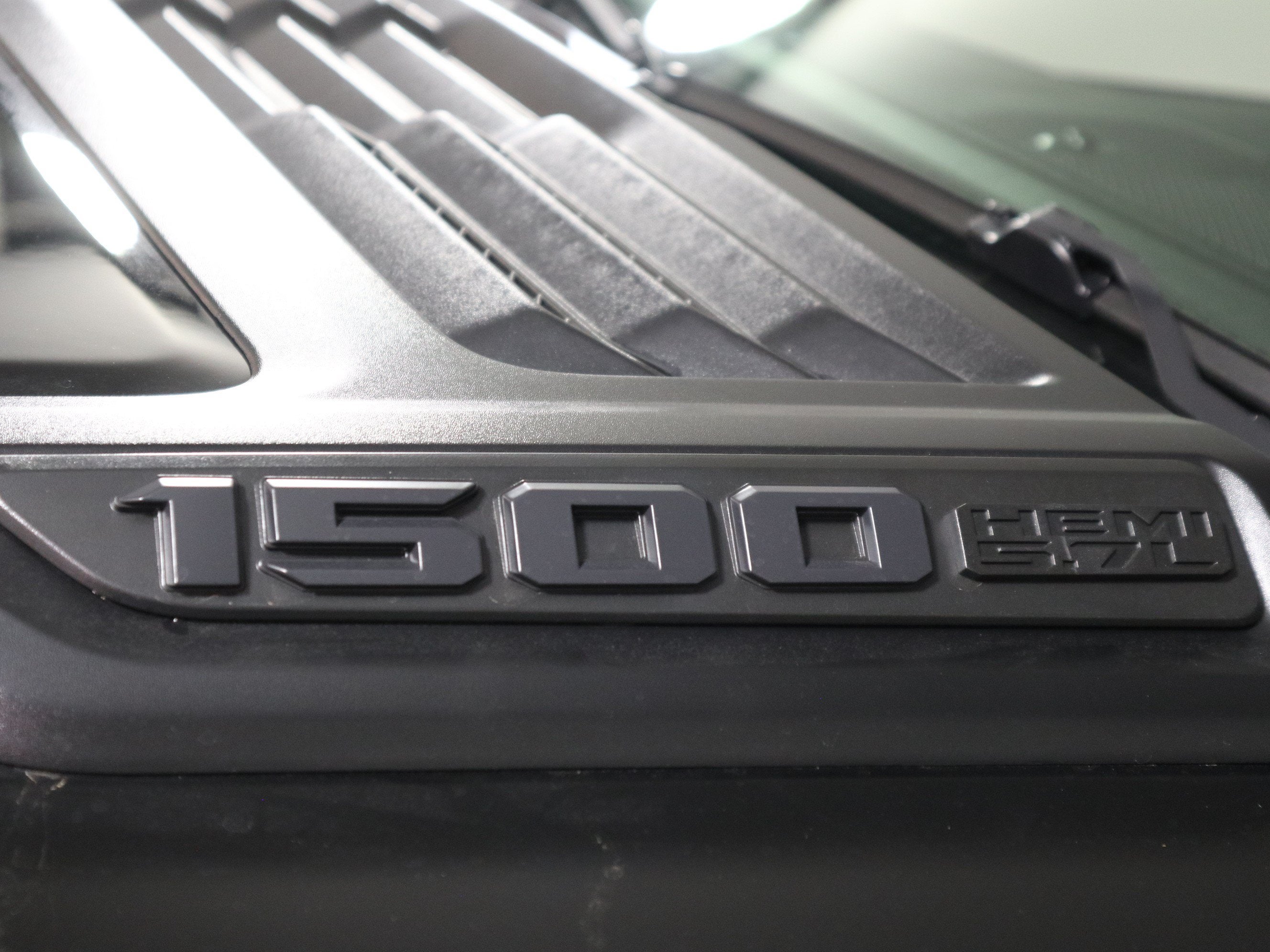 2027 RAM 1500 LARAMIE