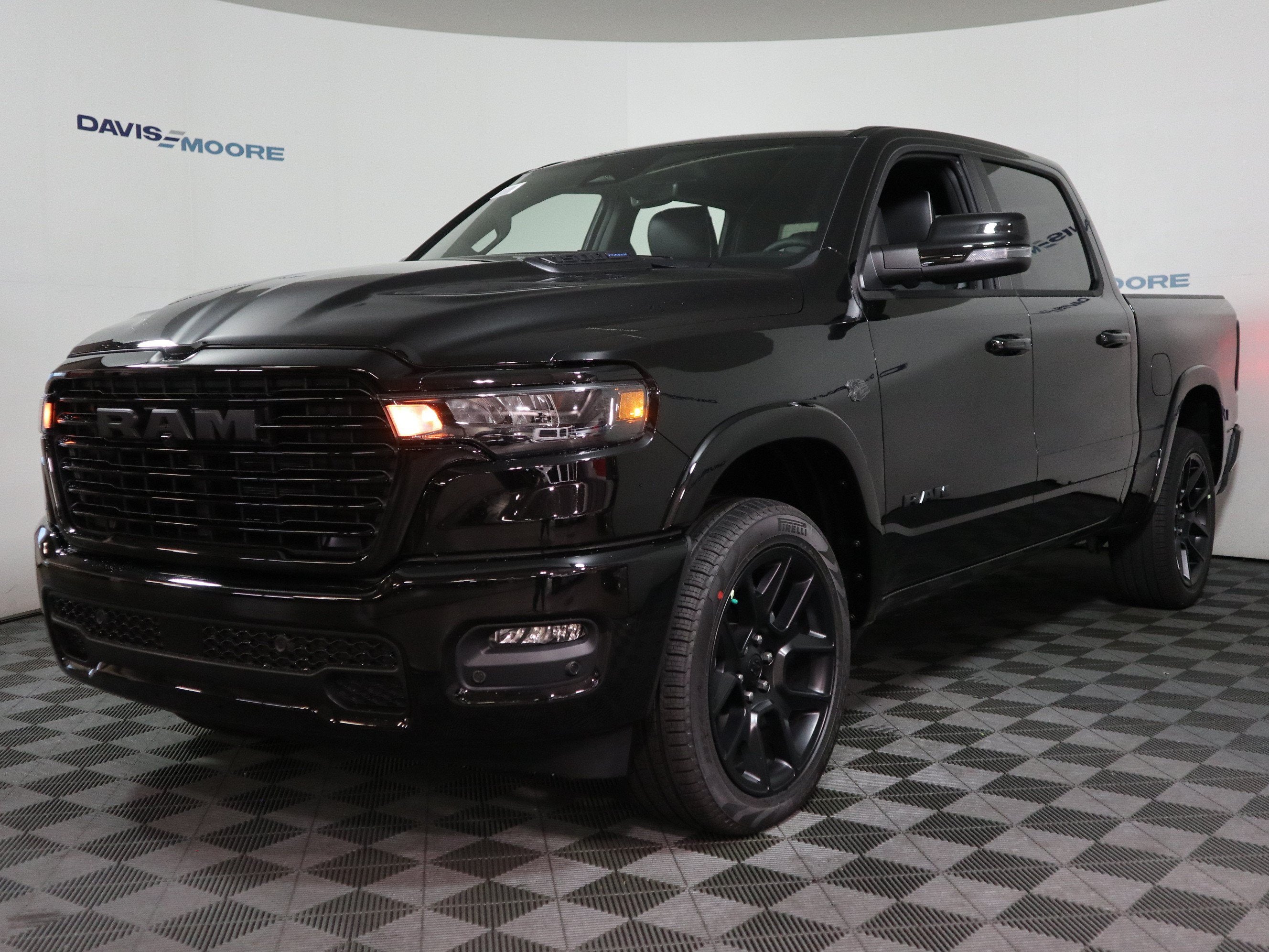 2027 RAM 1500 LARAMIE