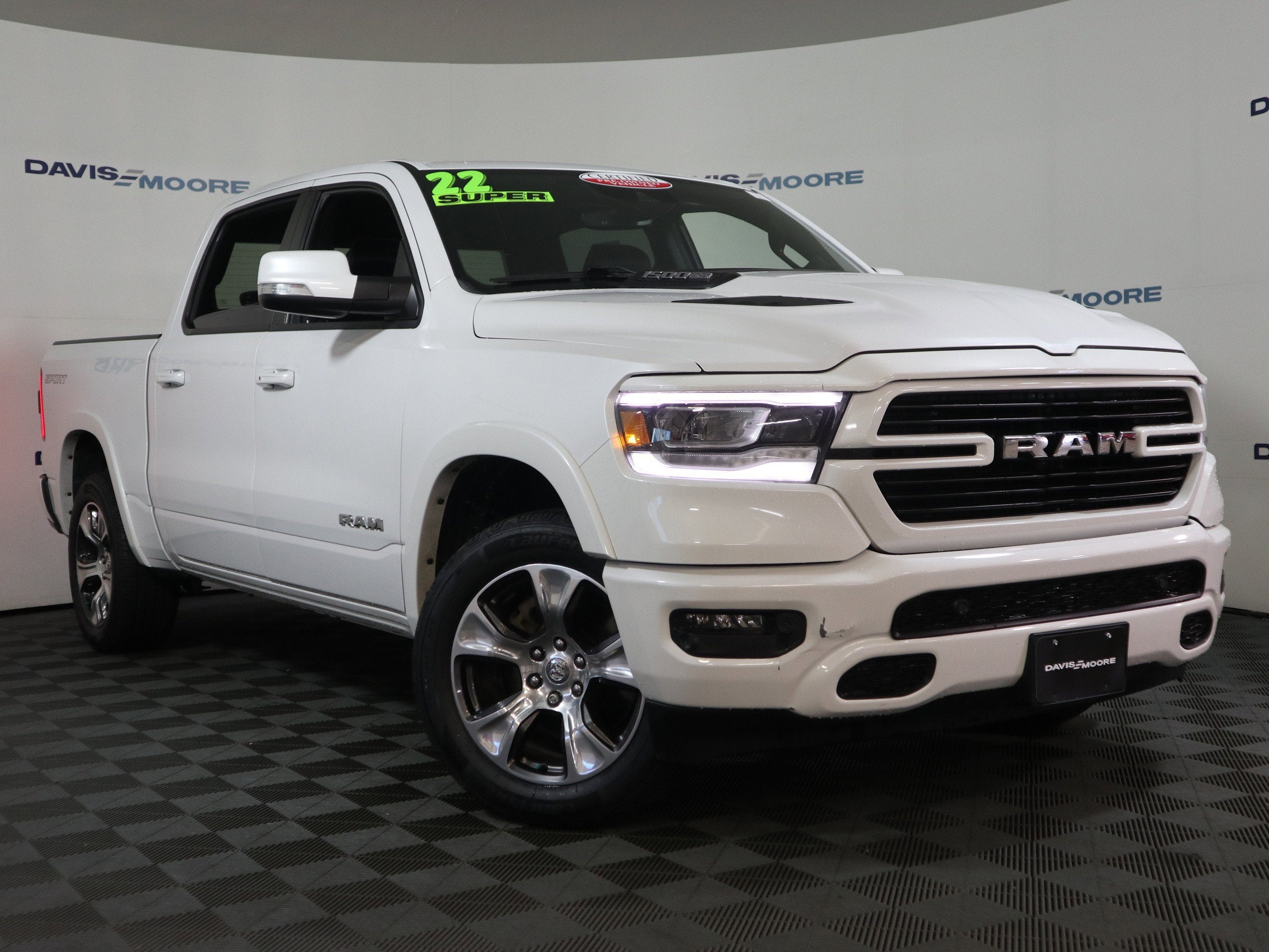 2022 RAM 1500 LARAMIE