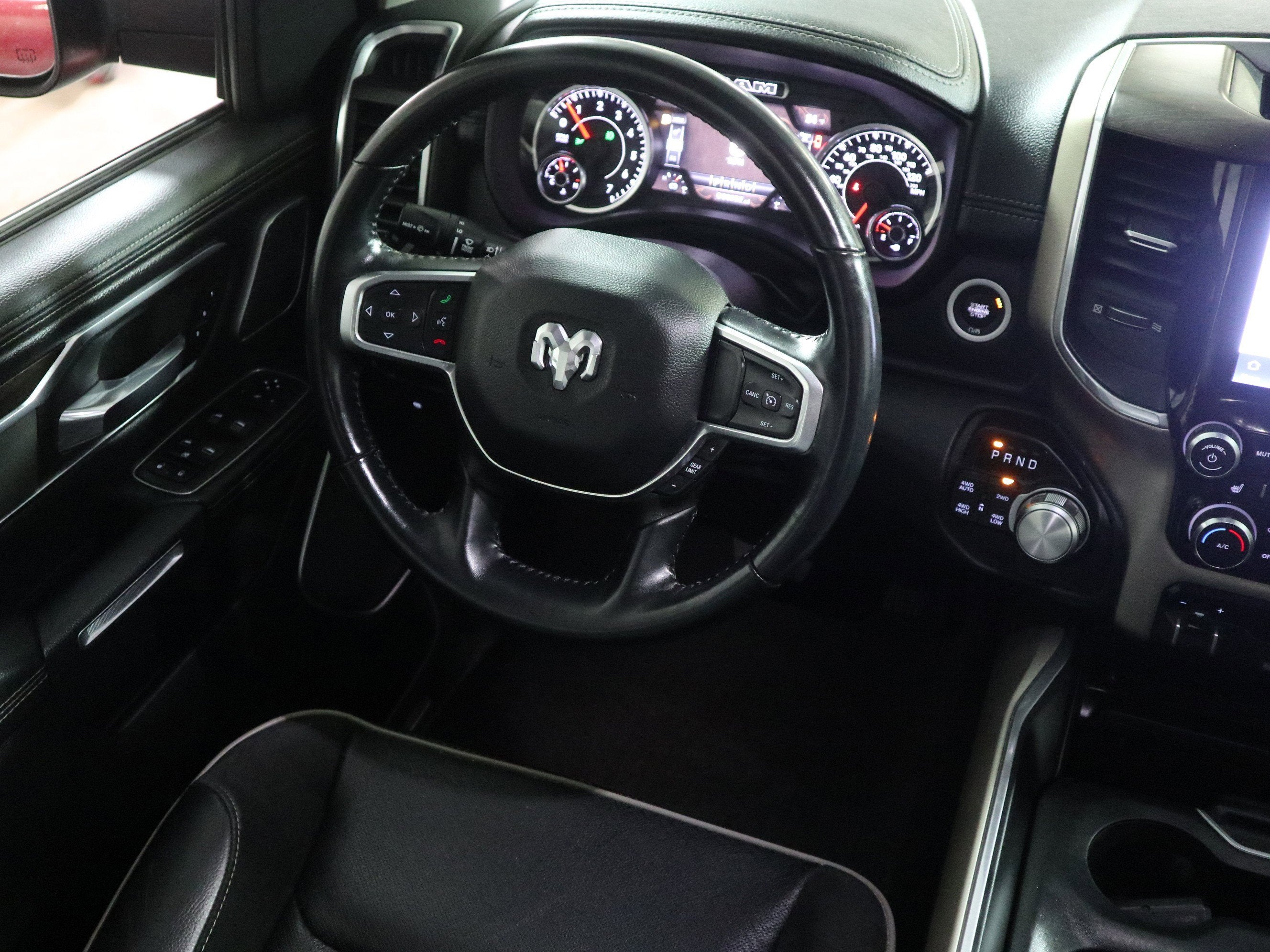 2022 RAM 1500 LARAMIE