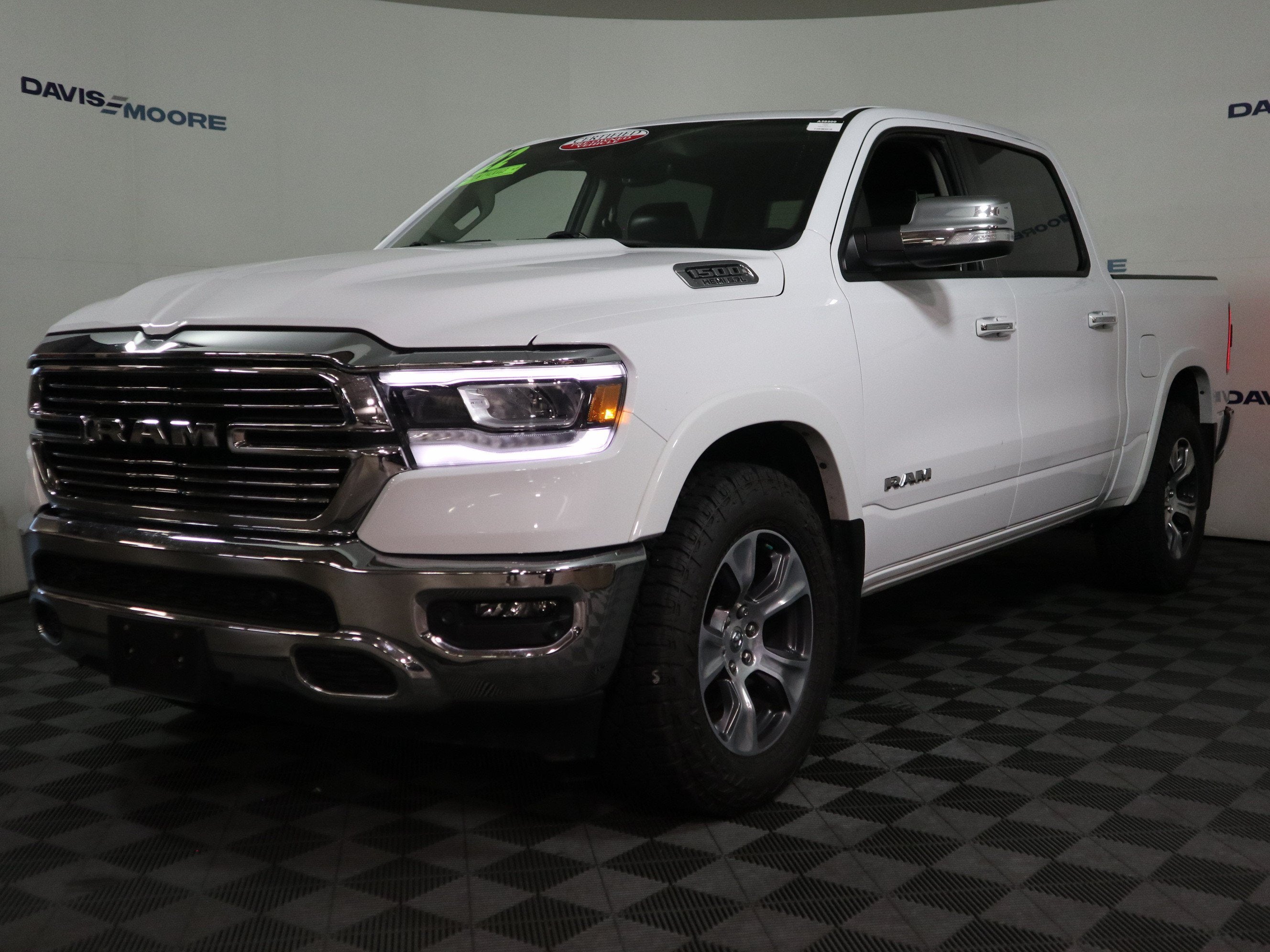 2022 RAM 1500 LARAMIE