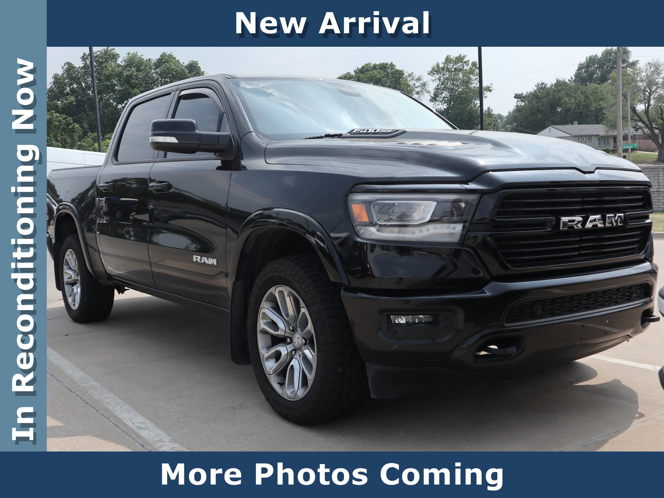 2020 RAM 1500 Laramie 4x4 Crew Cab 5'7's photo